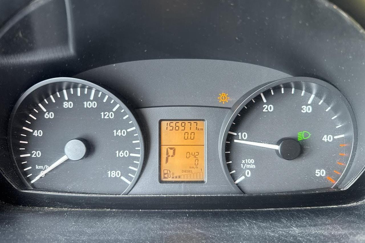Mercedes Sprinter 315 CDI Volymskåp (150hk) - 15 698 mil - Automat - svart - 2008