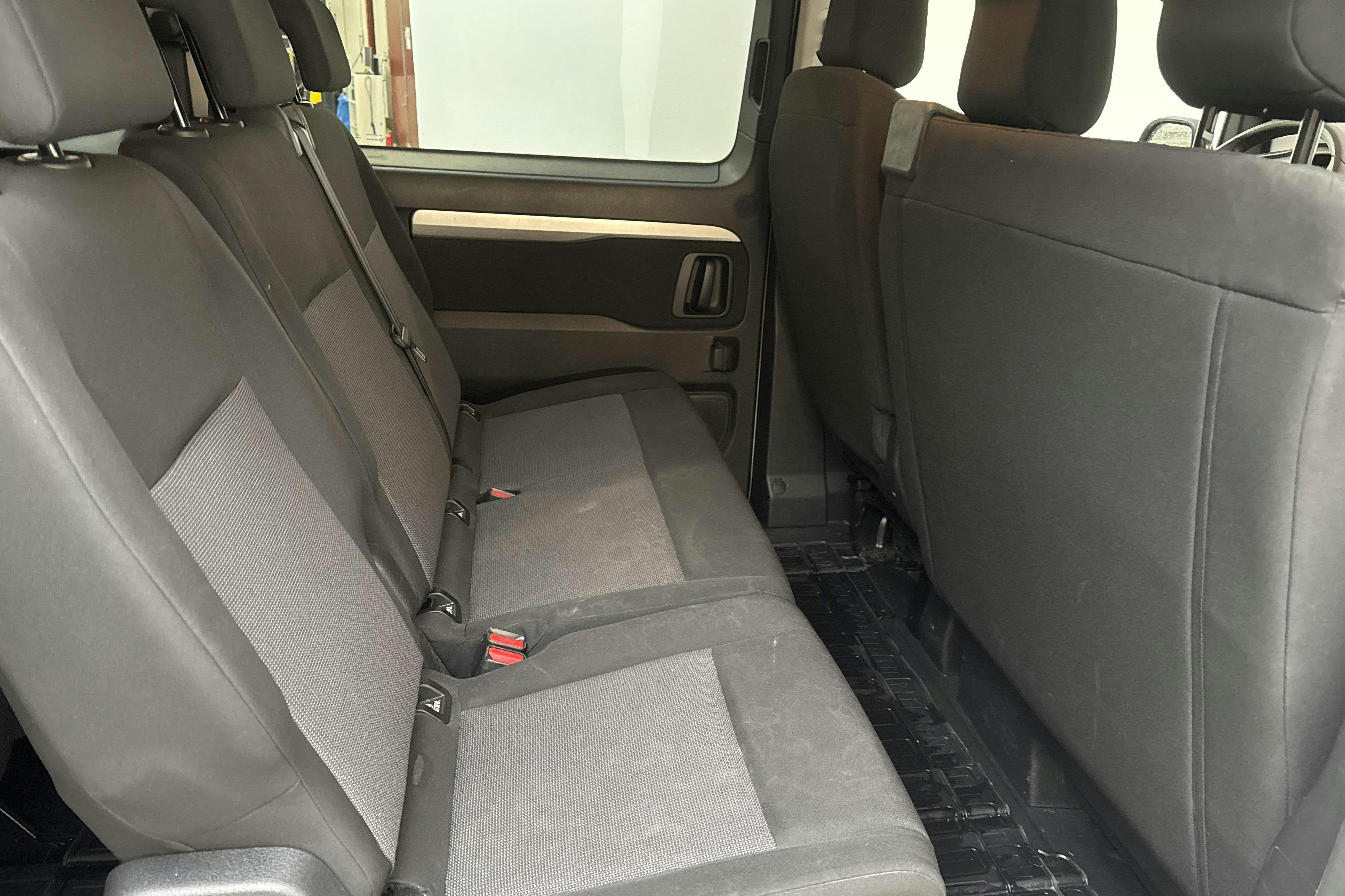 Toyota PROACE Verso 1.5D (120hk) - 5 812 mil - Manuell - vit - 2020