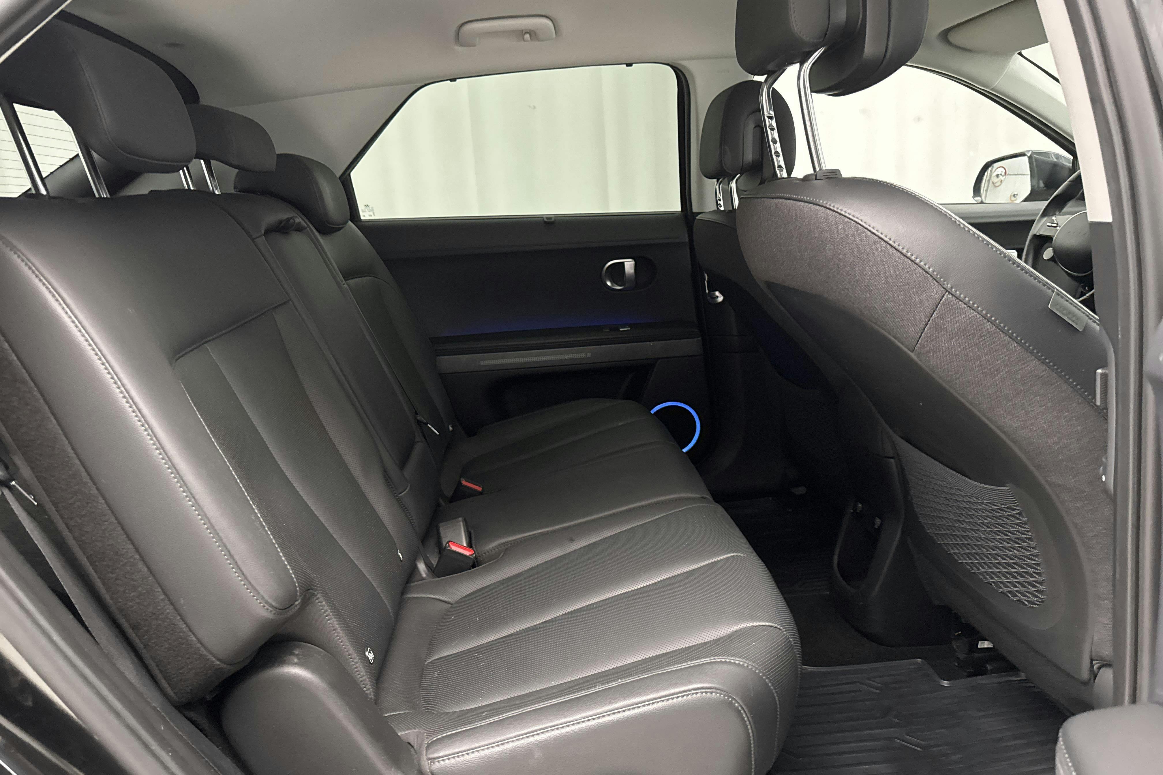 Hyundai IONIQ 5 73 kWh (217hk) - 48 030 km - Automatic - black - 2022