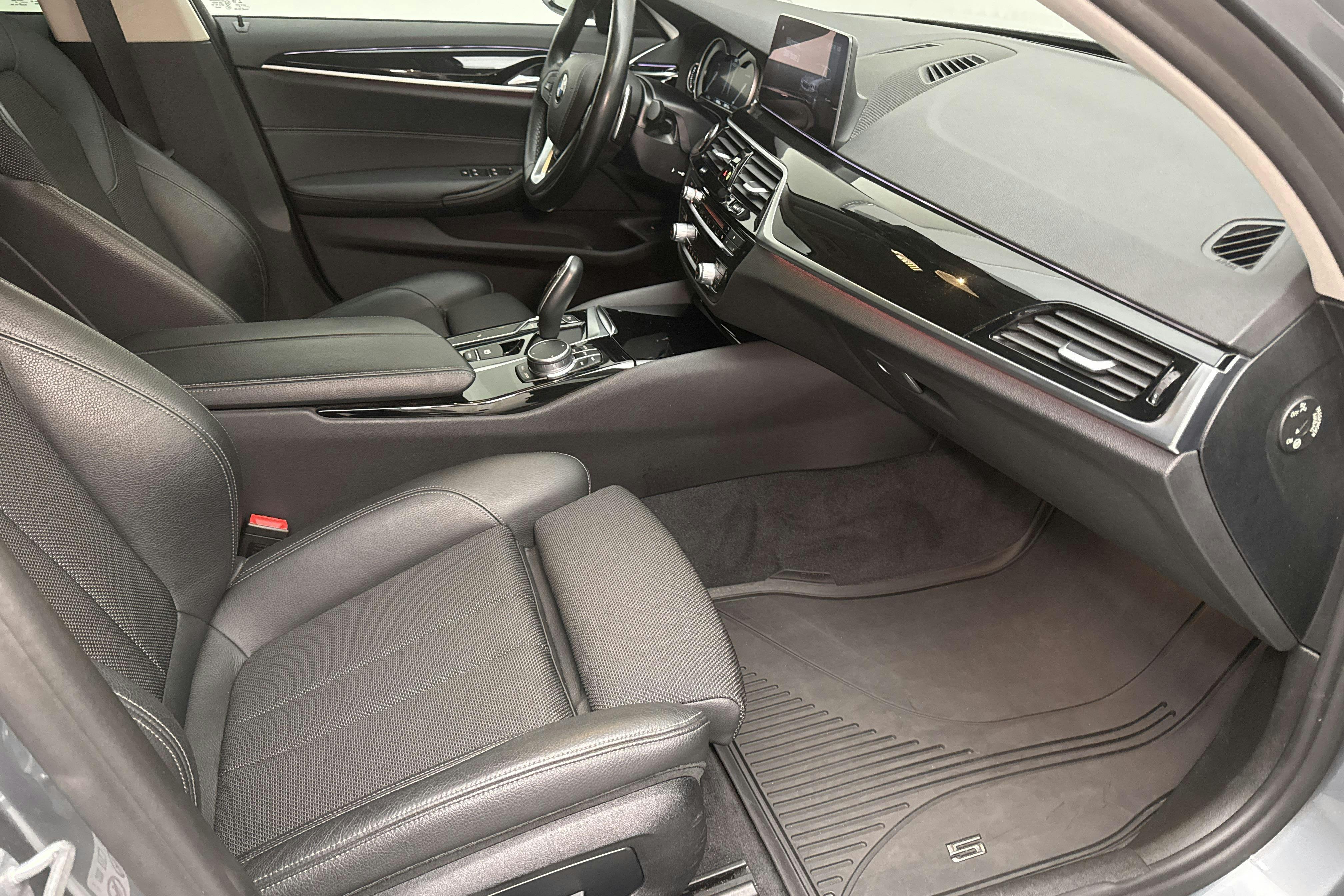 BMW 520d xDrive Touring, G31 (190hk) - 49 650 km - Automatyczna - niebieski - 2019