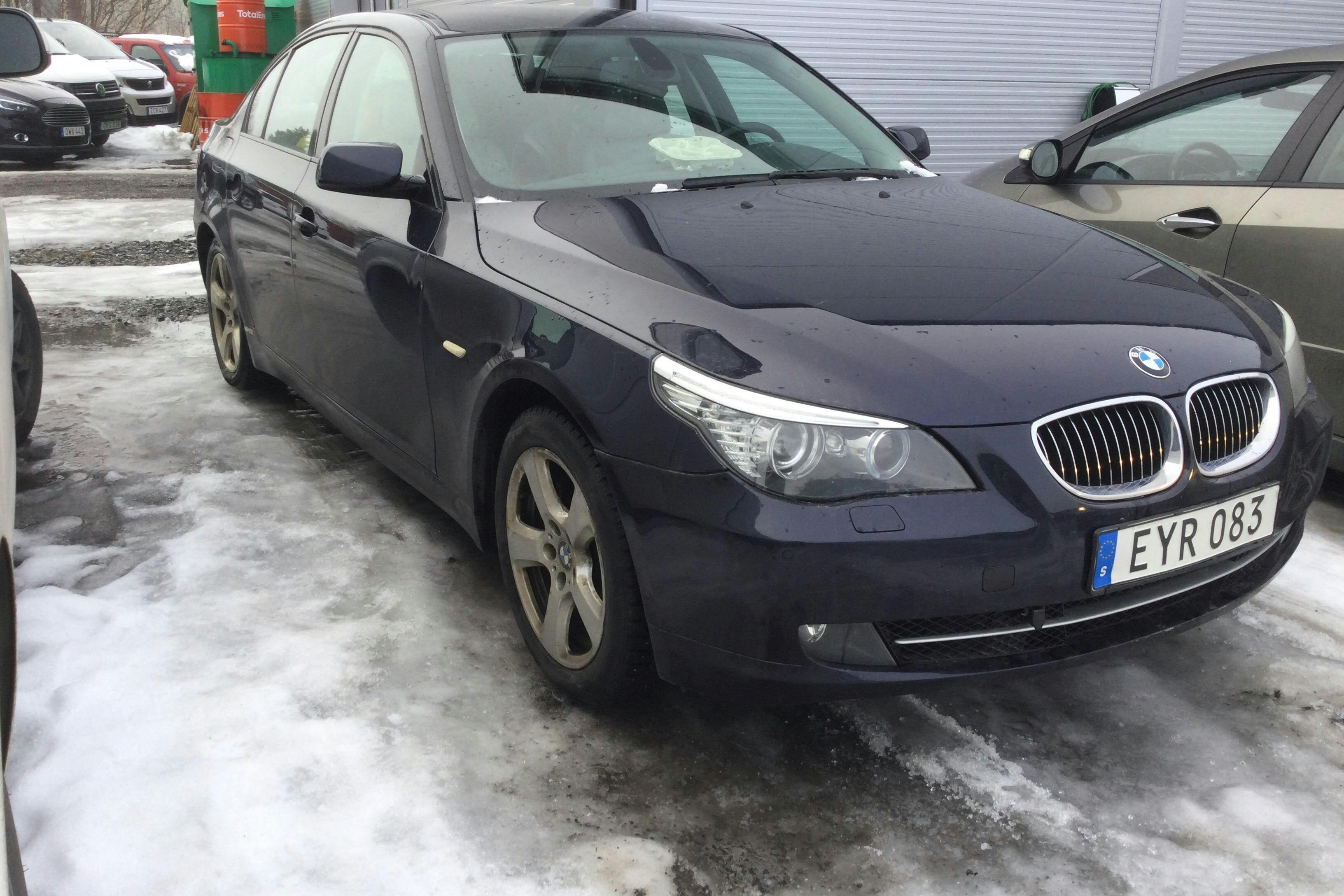 BMW 525xi Sedan, E60 (218hk) - 20 619 mil - Automat - blå - 2008