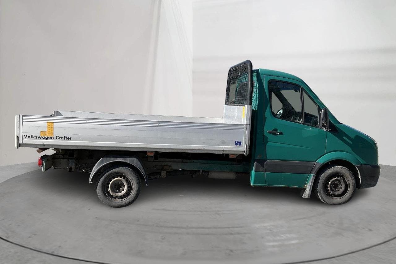 VW Crafter 35 2.0 TDI Flak (163hk) - 24 711 mil - Manuell - grön - 2012