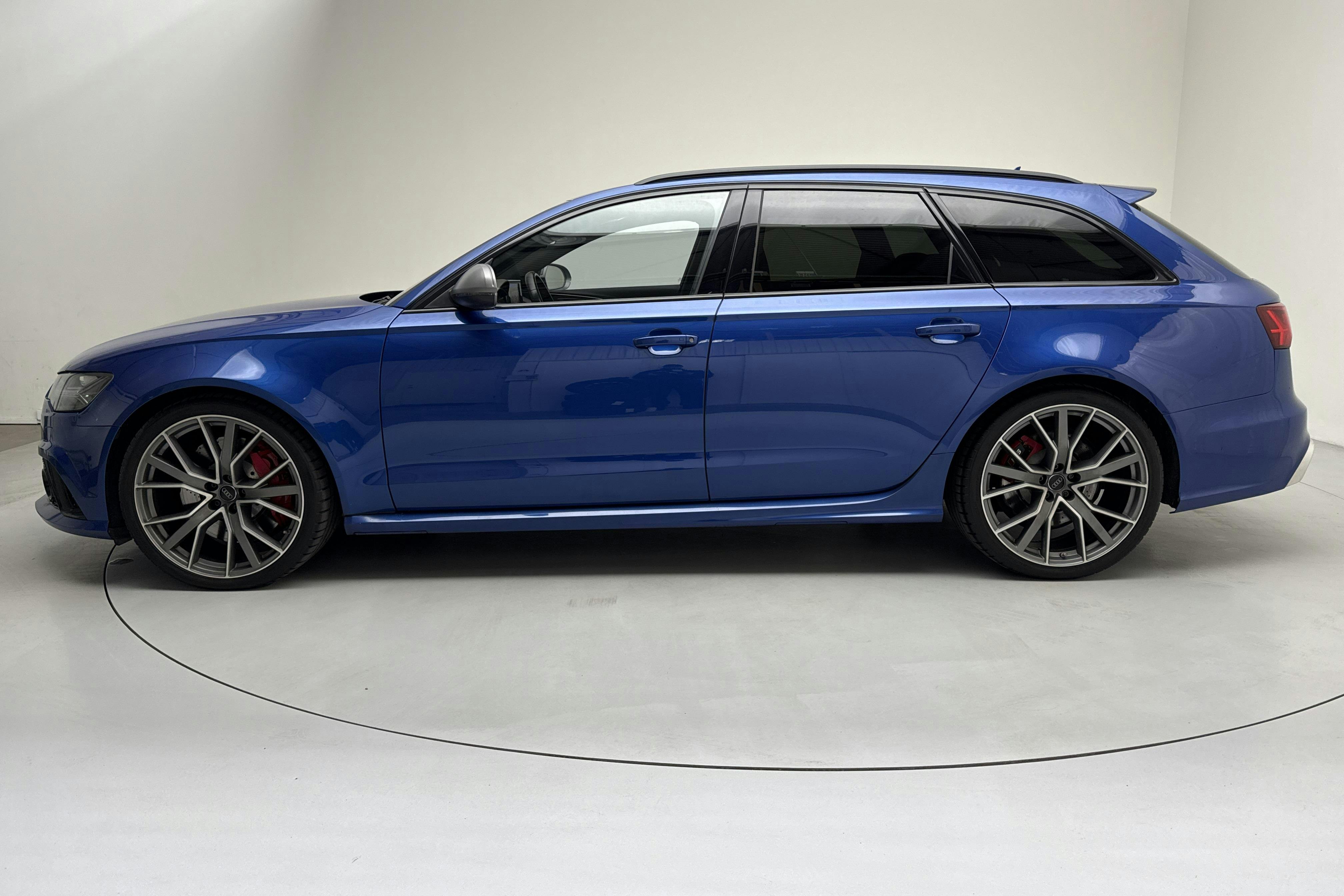 Audi RS6 Performance 4.0 TFSI Avant quattro (605hk) - 9 601 mil - Automat - blå - 2017
