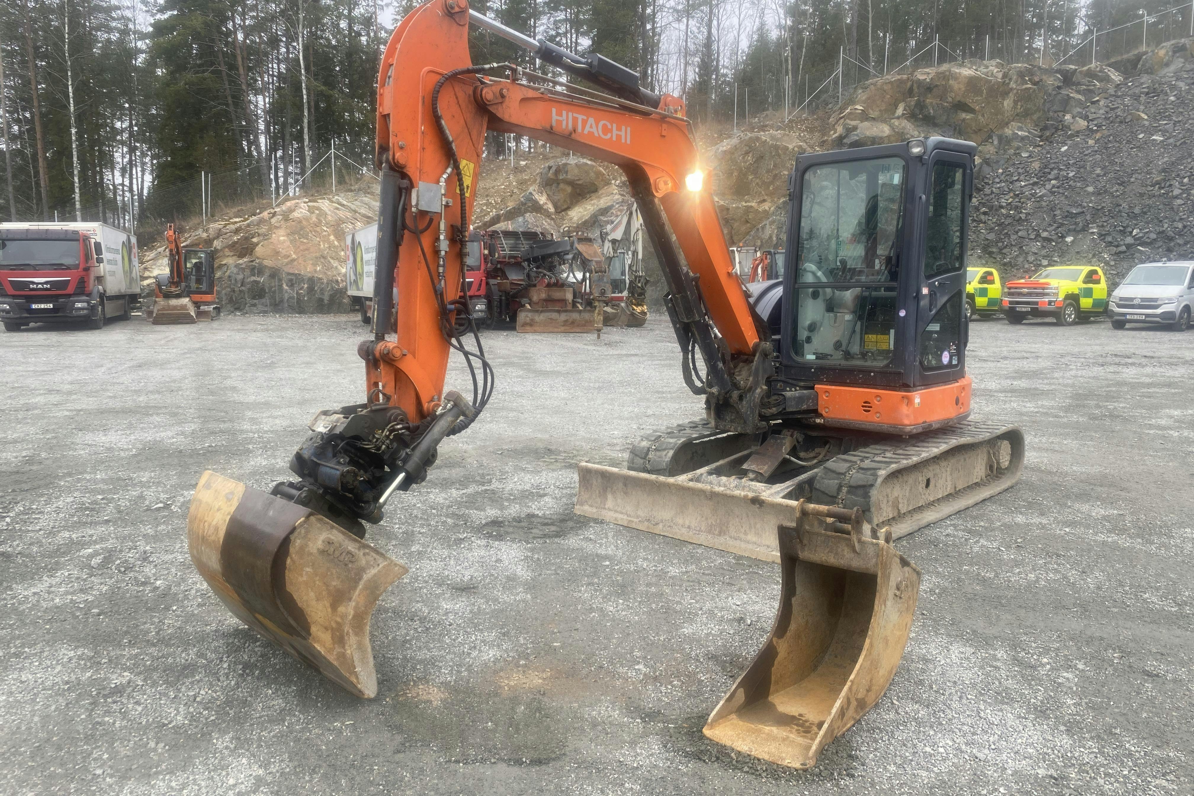 HITACHI ZX48U-5A med planeringskopa + kabelskopa -  - 2016