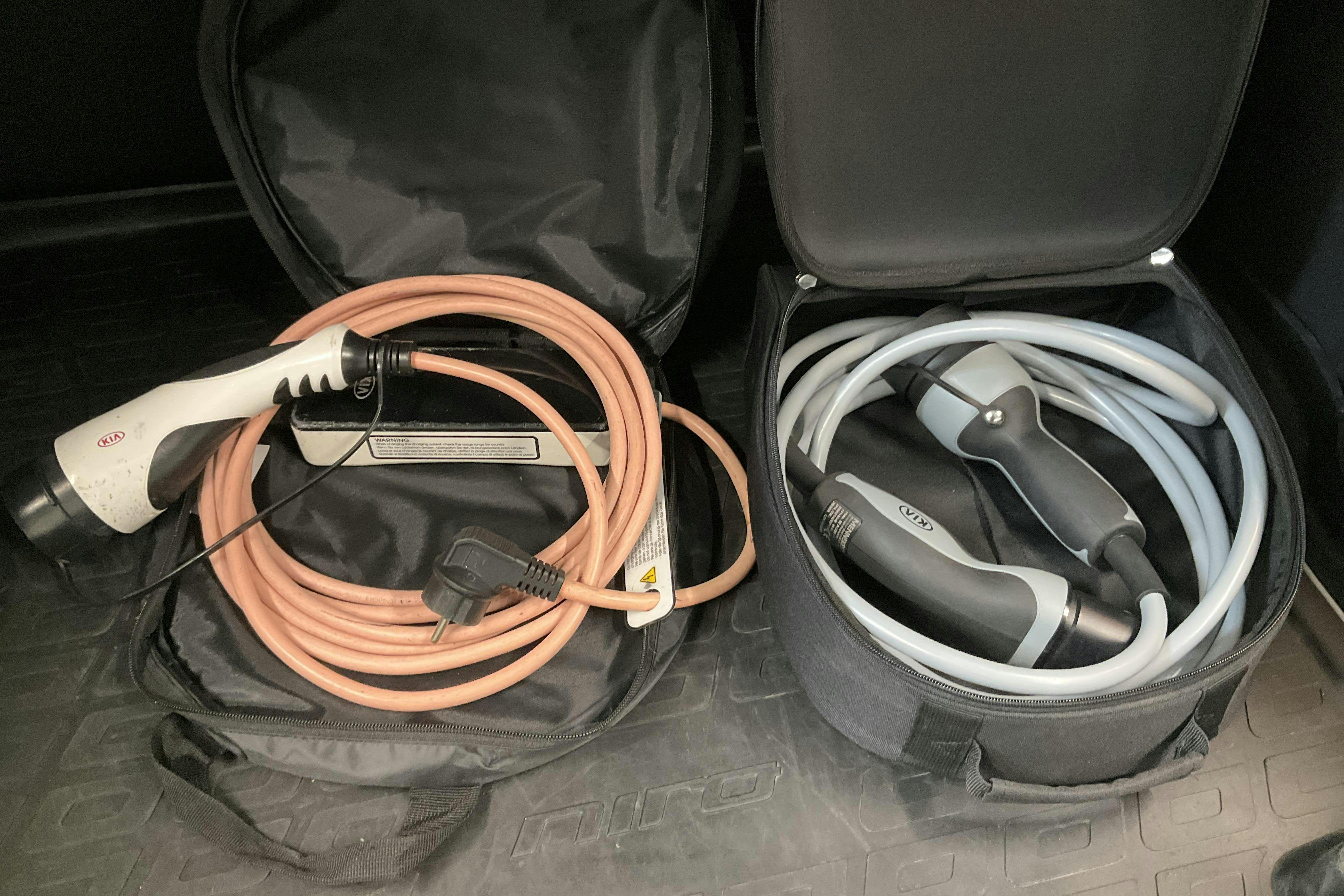 KIA Niro Plug-in Hybrid 1.6 (141hk) - 59 470 km - Automatyczna - biały - 2020