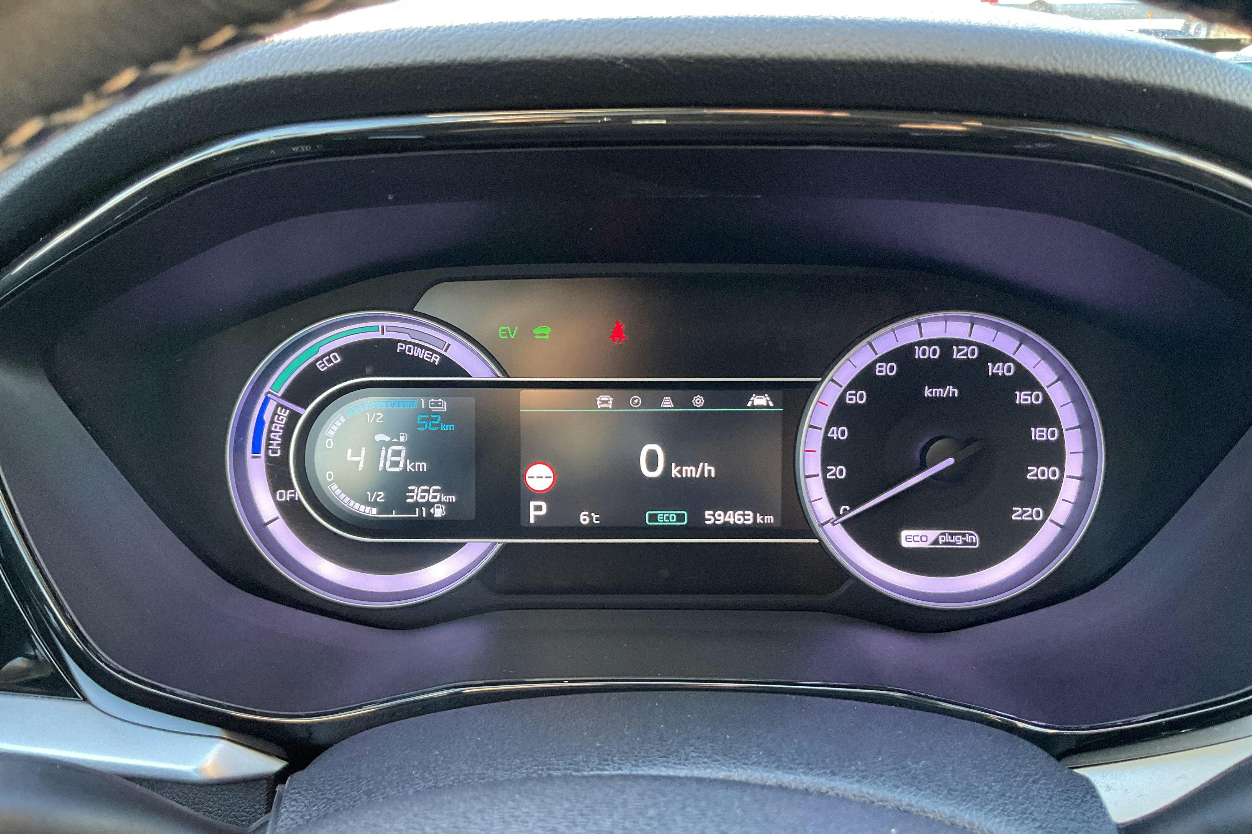 KIA Niro Plug-in Hybrid 1.6 (141hk) - 5 947 mil - Automat - vit - 2020