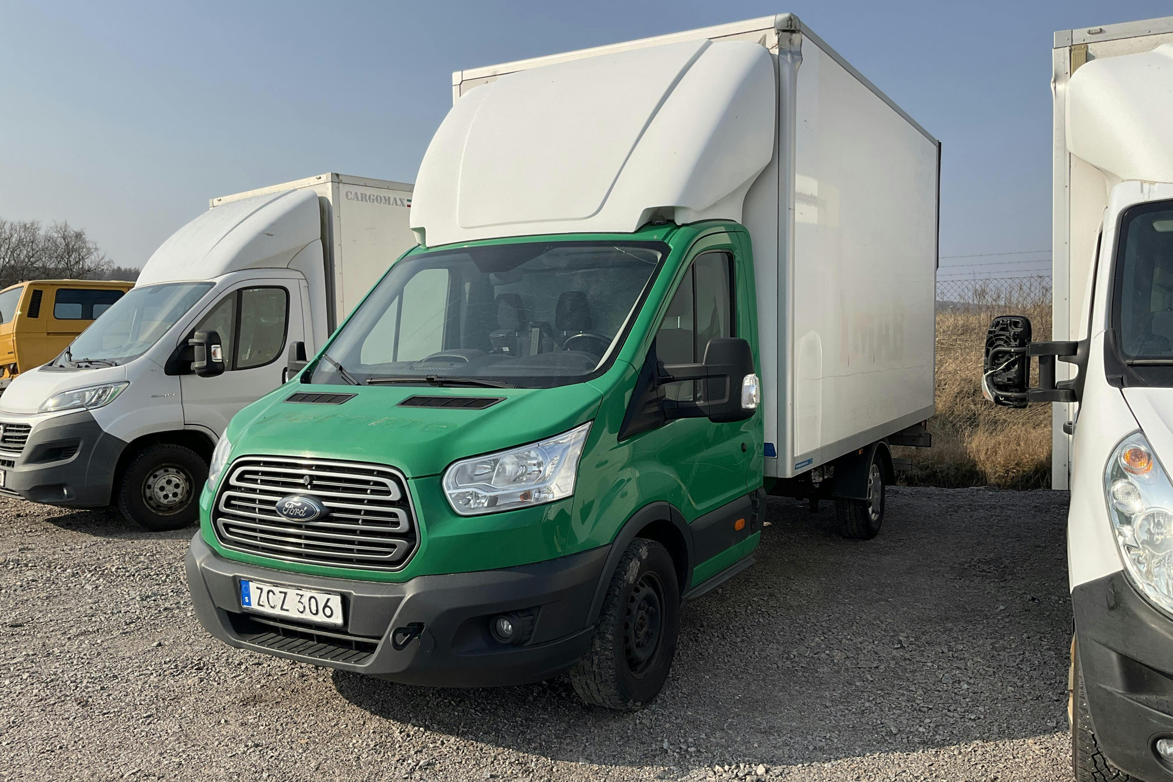 Ford Transit 350 2.0 TDCi 2WD Volymskåp (170hk) - 23 796 mil - Automat - grön - 2018