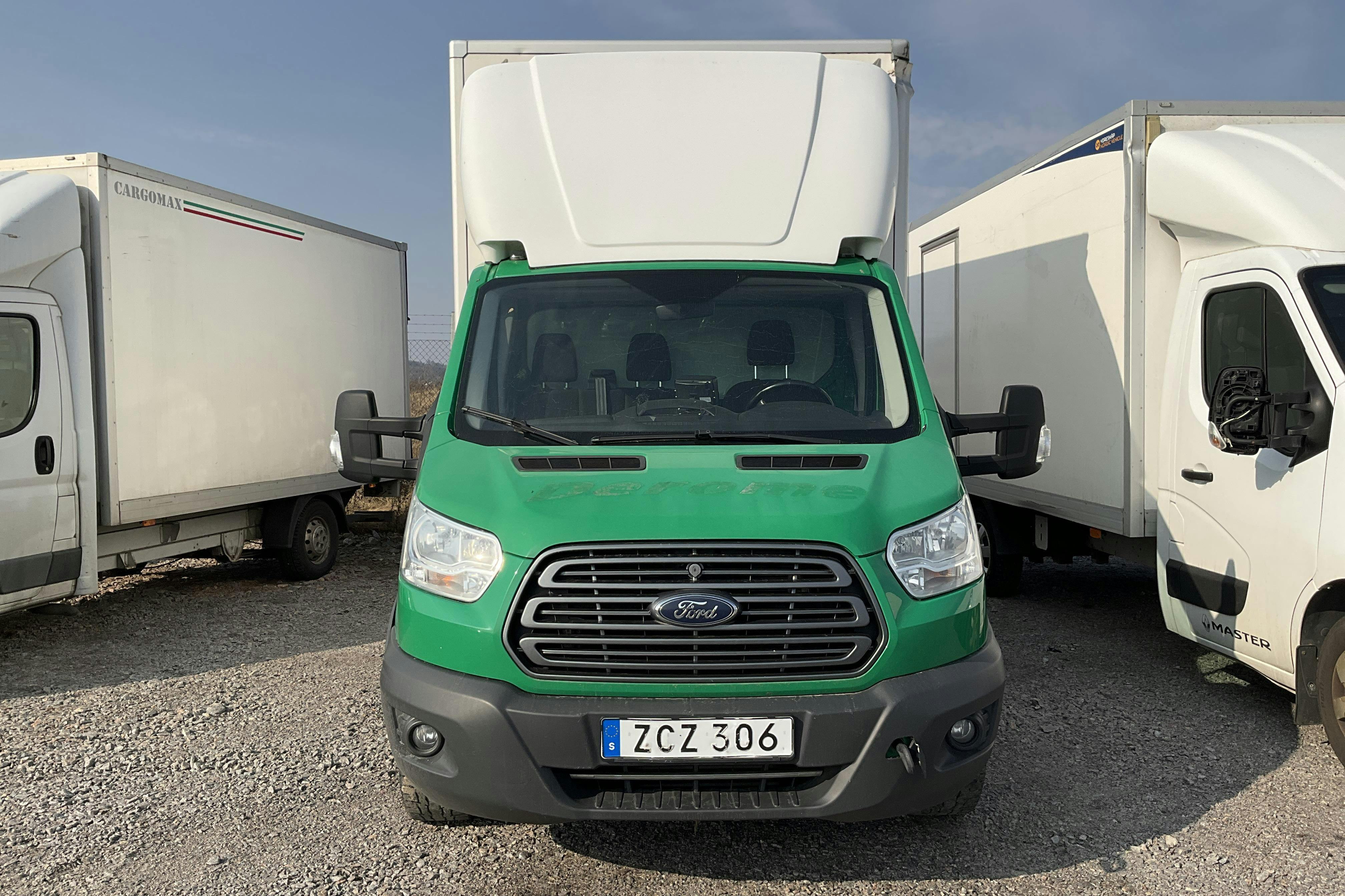 Ford Transit 350 2.0 TDCi 2WD Volymskåp (170hk) - 23 796 mil - Automat - grön - 2018