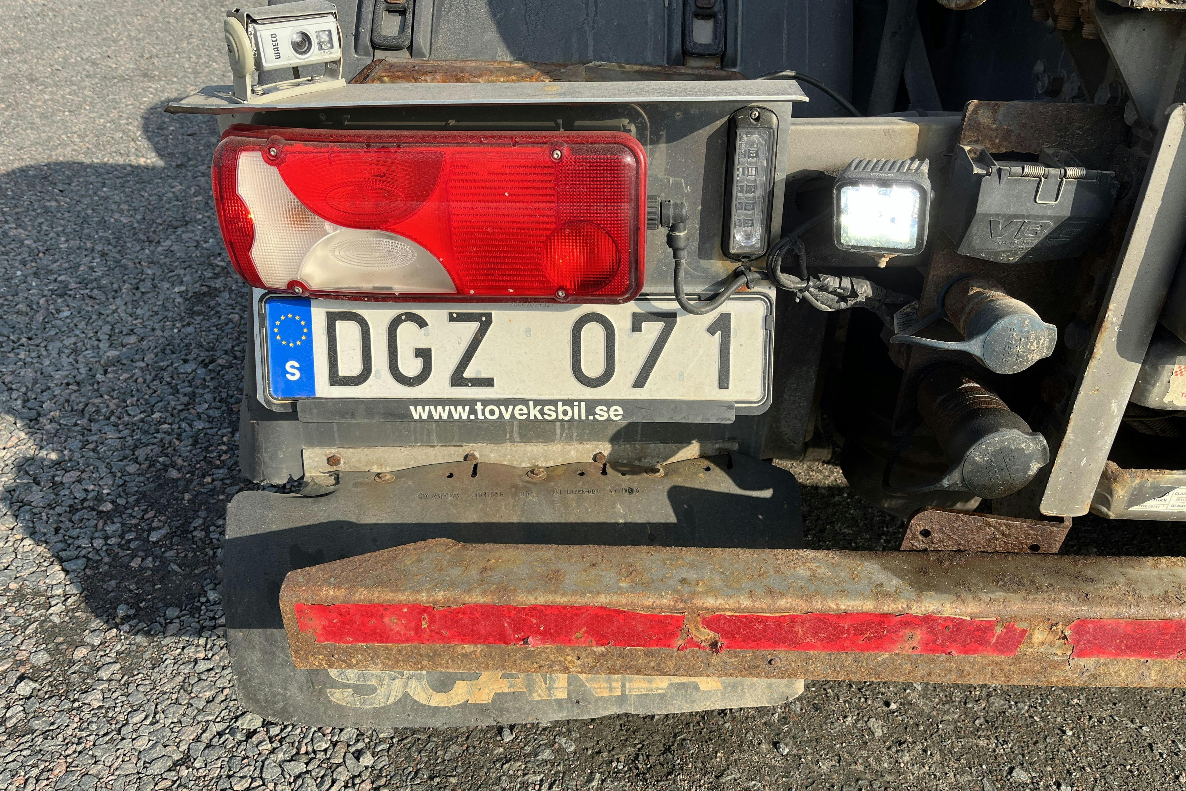 Scania P400 - 247 623 km - Automat - silver - 2012