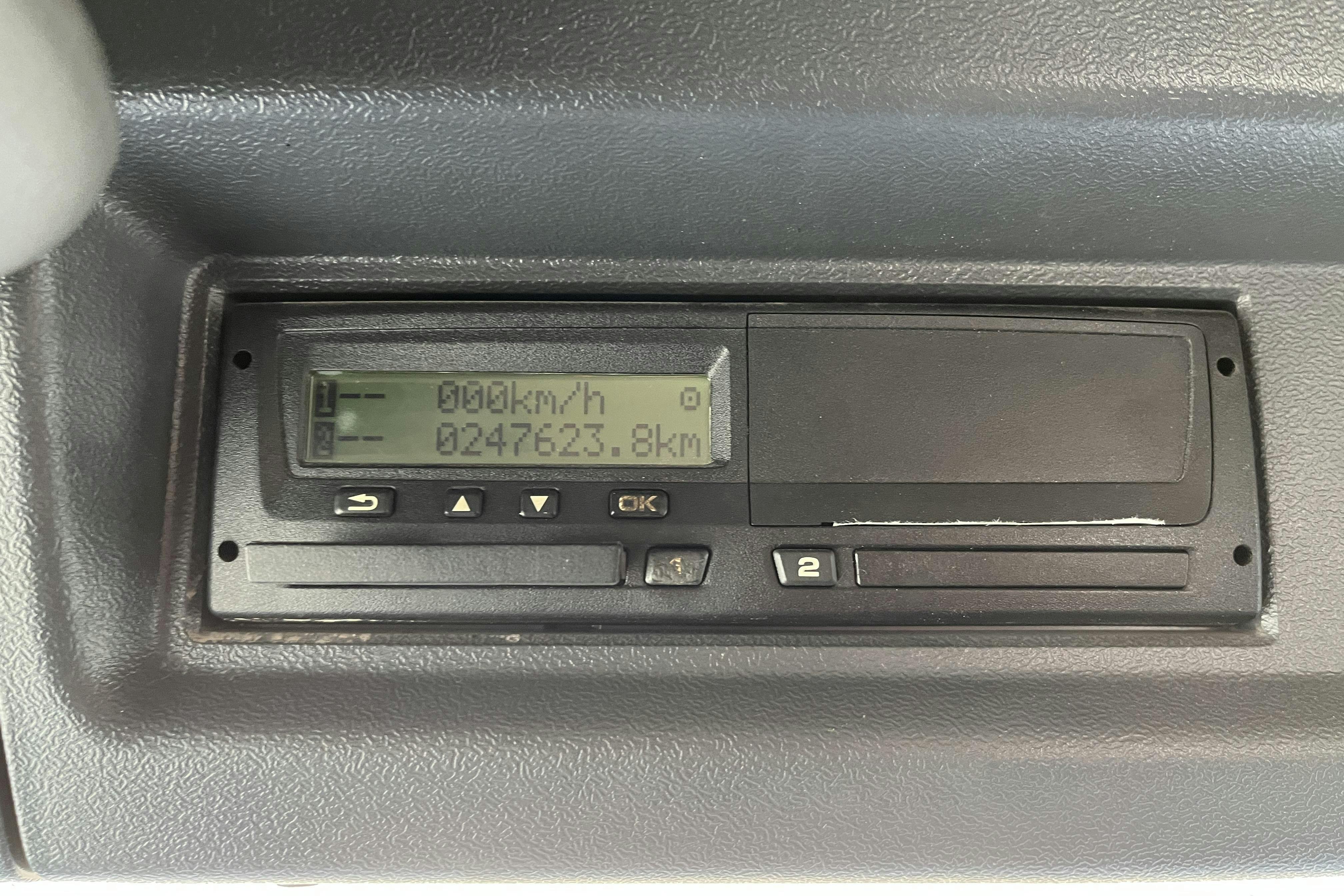 Scania P400 - 247 623 km - Automat - silver - 2012