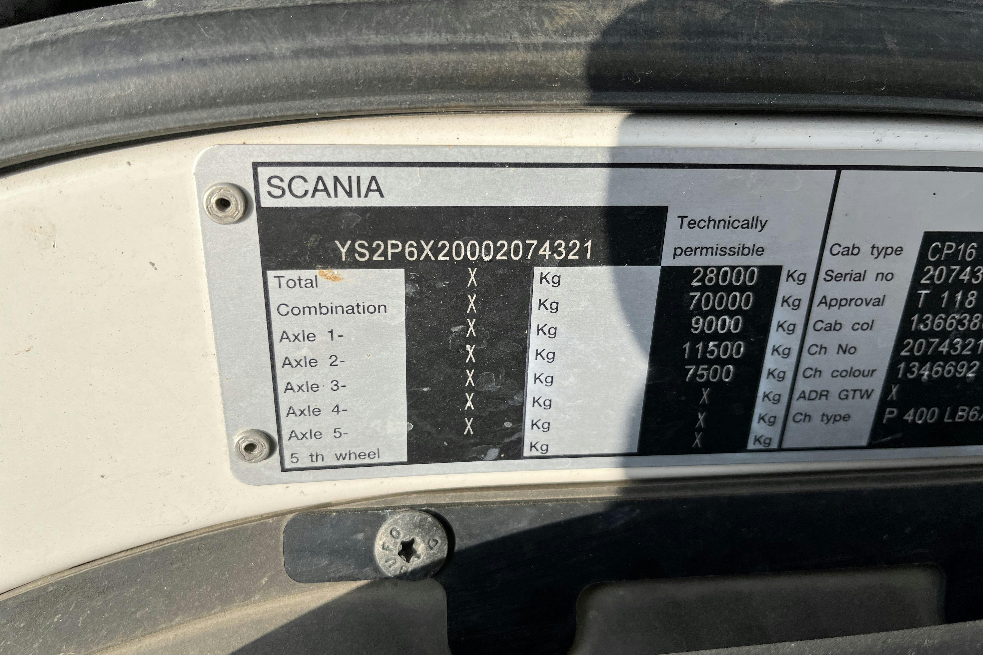 Scania P400 - 247 623 km - Automat - silver - 2012