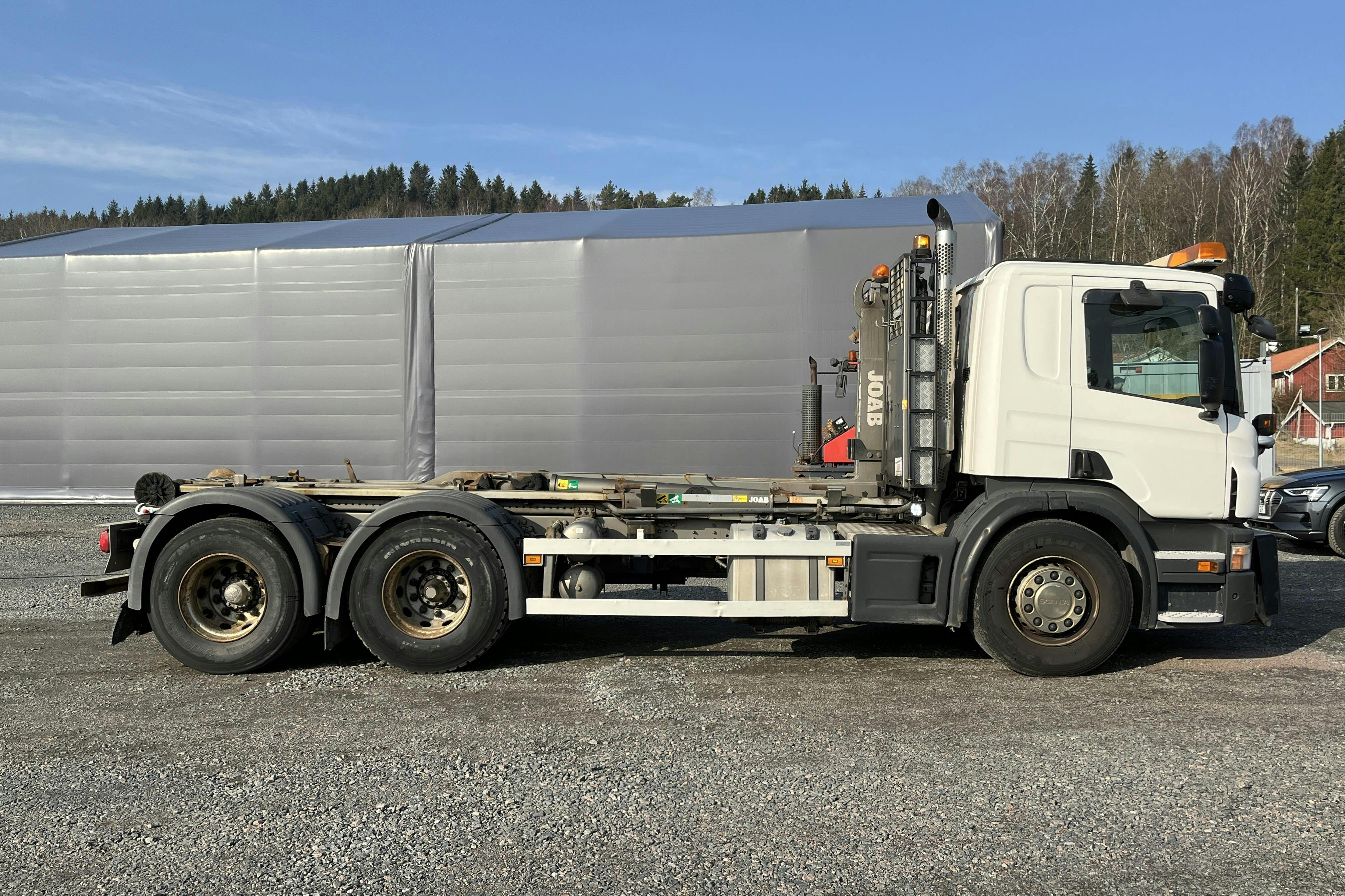 Scania P400 - 247 623 km - Automat - silver - 2012