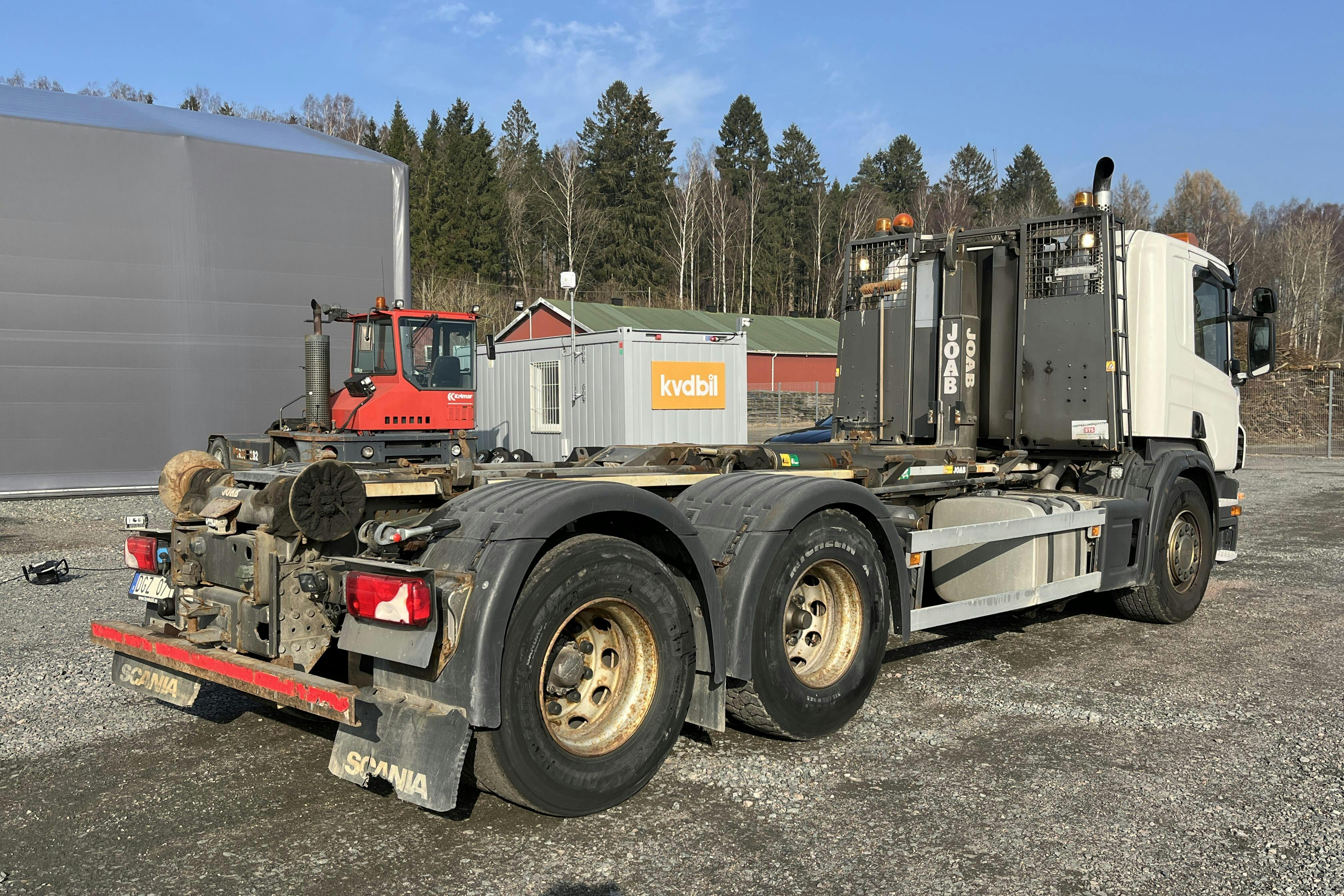 Scania P400 - 247 623 km - Automat - silver - 2012