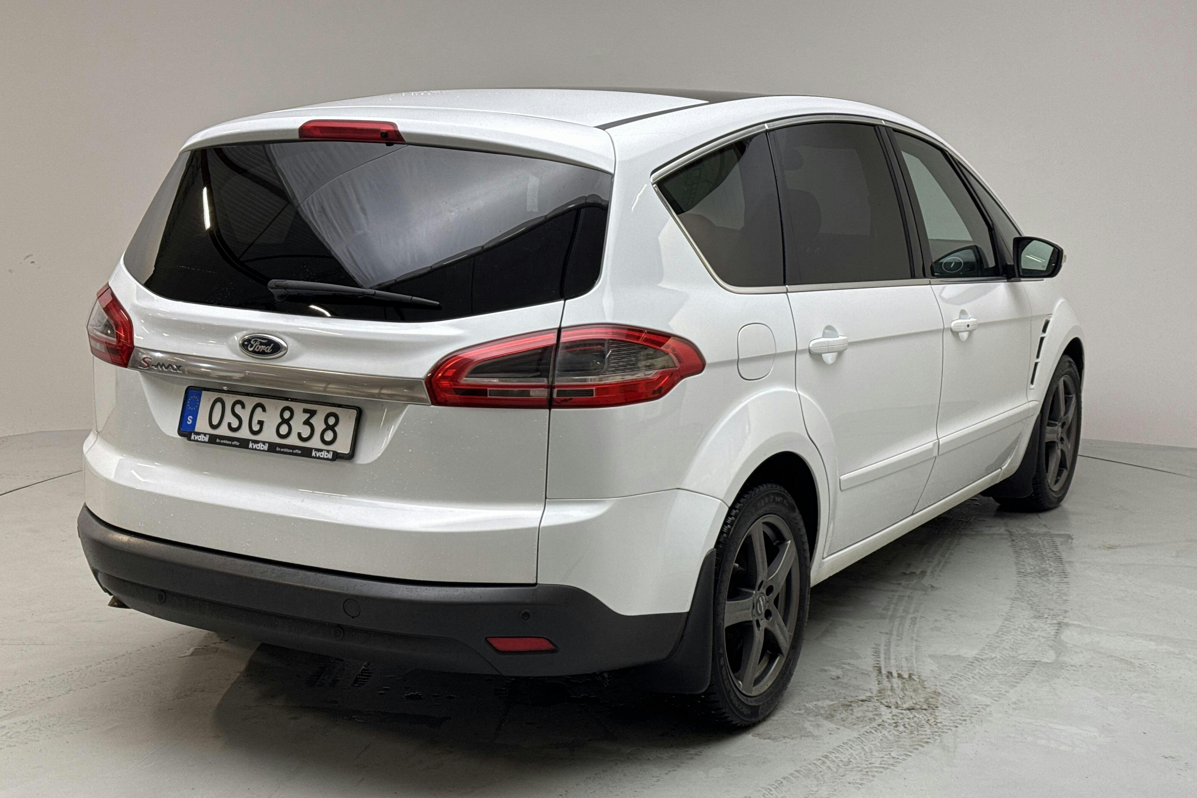 Ford S-MAX 2.0 Duratorq TDCi (140hk) - 9 900 mil - Automat - vit - 2015
