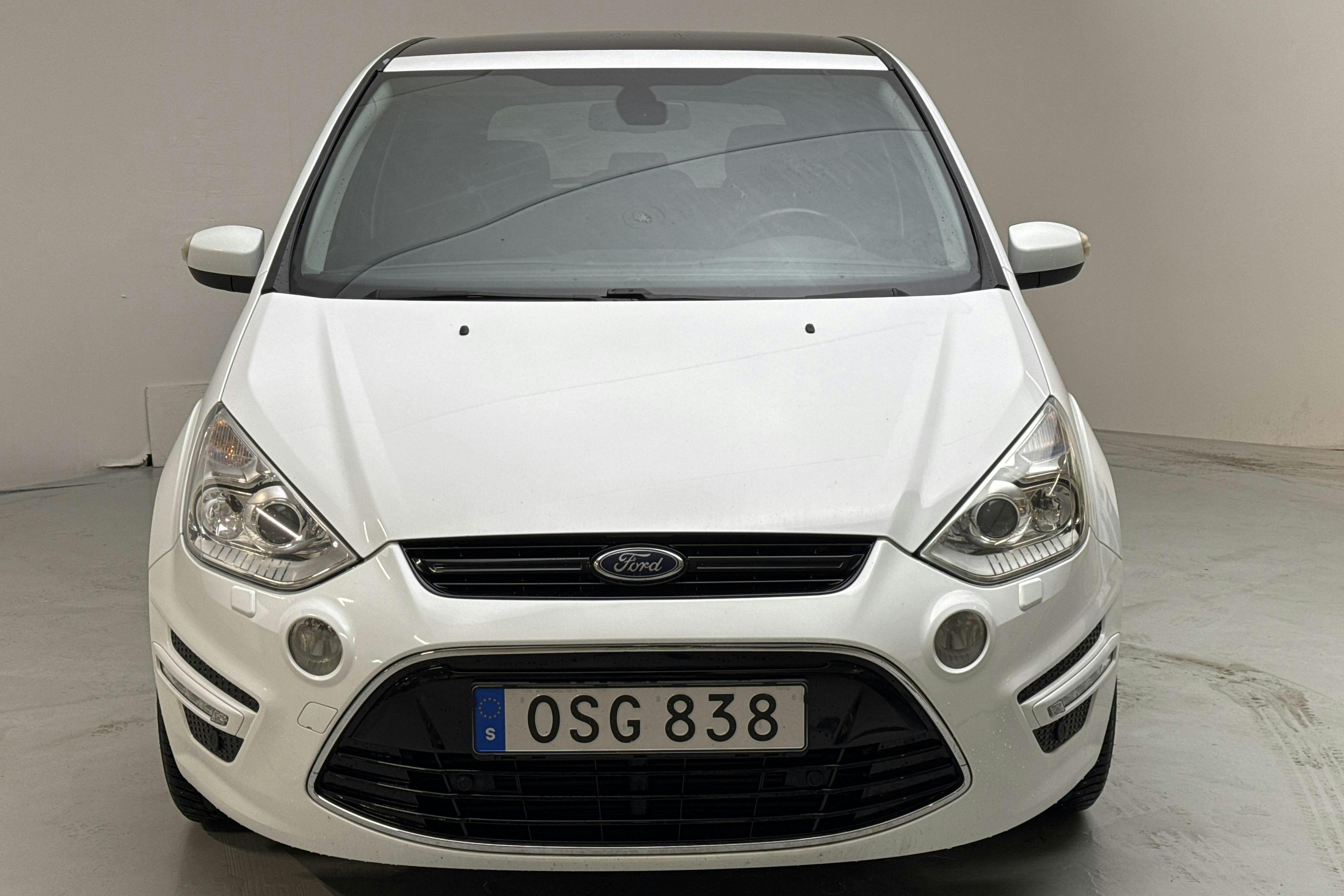 Ford S-MAX 2.0 Duratorq TDCi (140hk) - 9 900 mil - Automat - vit - 2015
