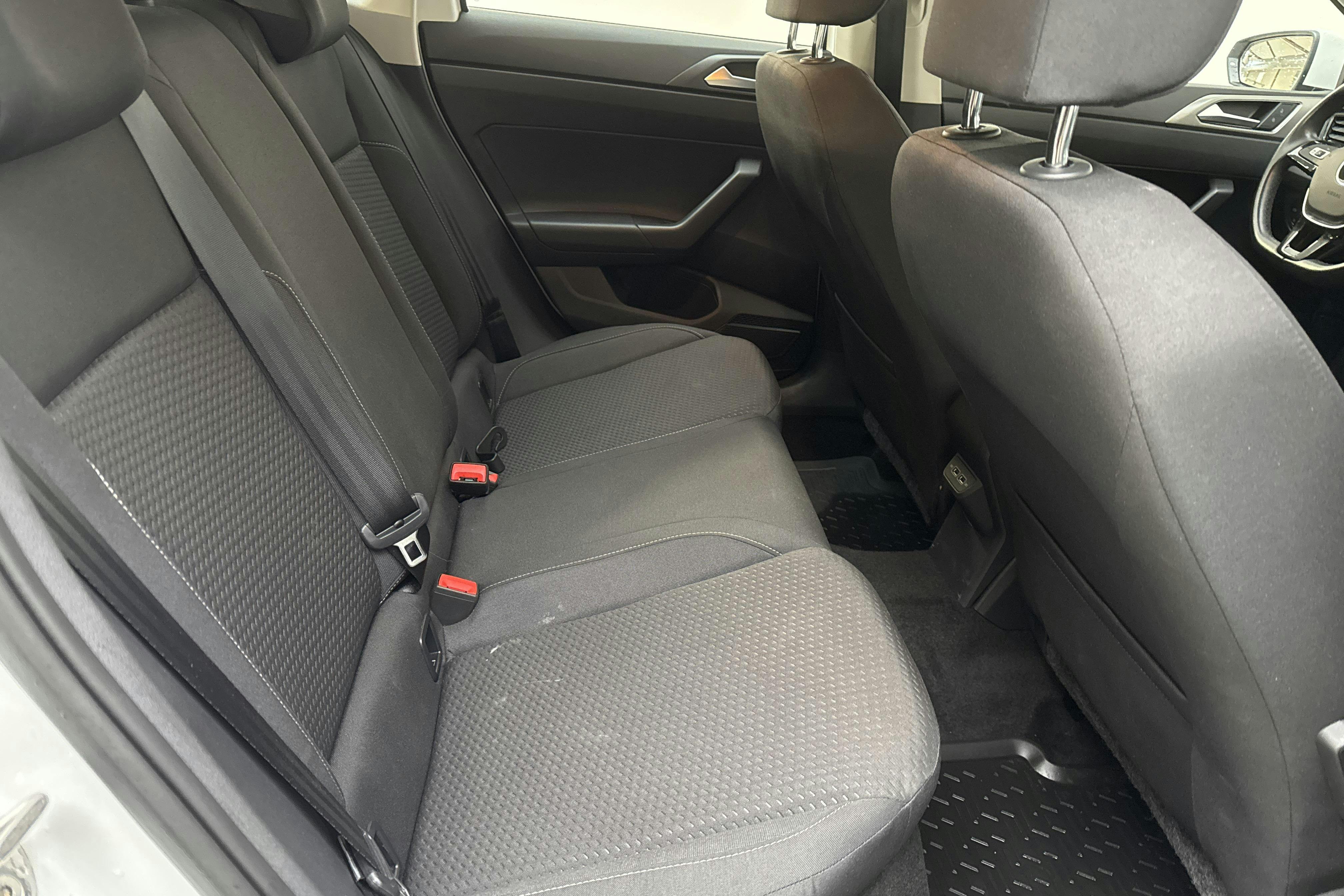 VW Polo 1.0 TSI 5dr (95hk) - 37 660 km - Automatyczna - biały - 2019