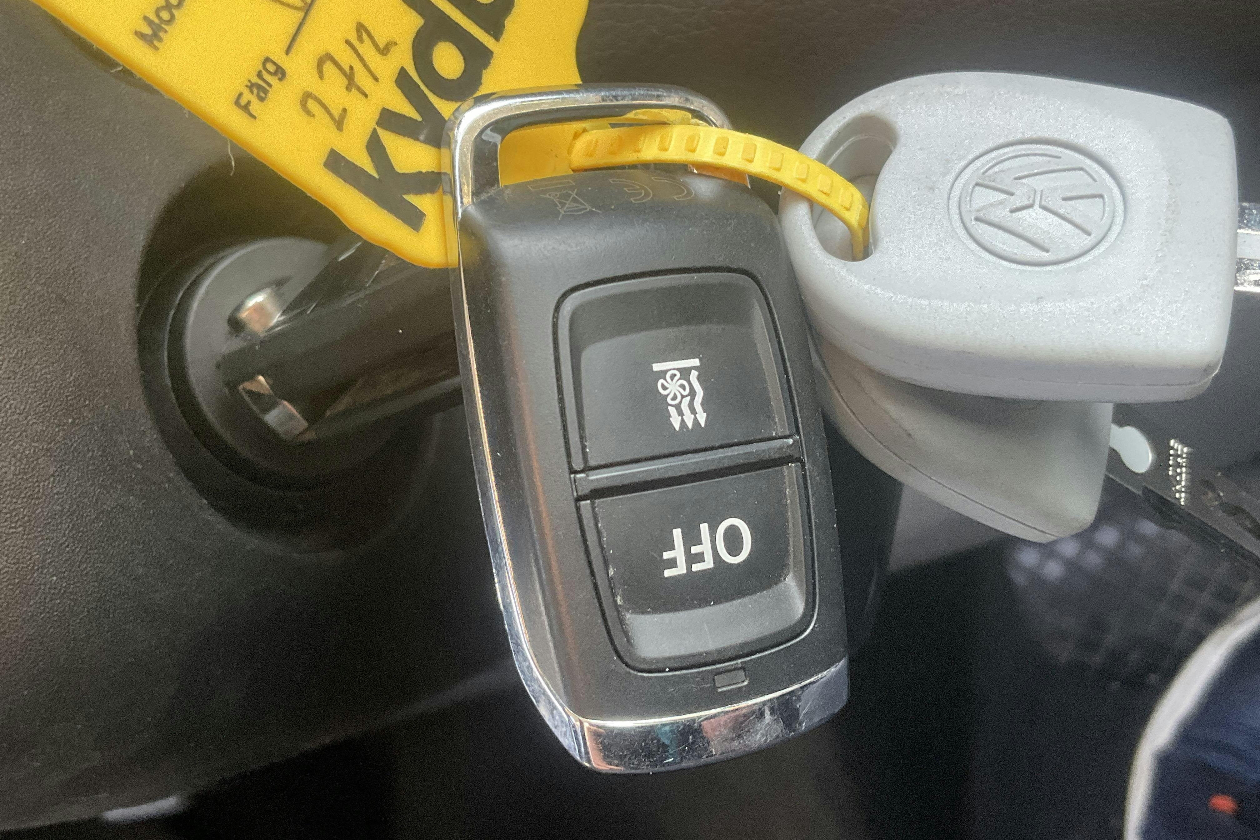 VW Transporter T6 2.0 TDI BMT Skåp 4MOTION (150hk) - 12 158 mil - Automat - vit - 2020