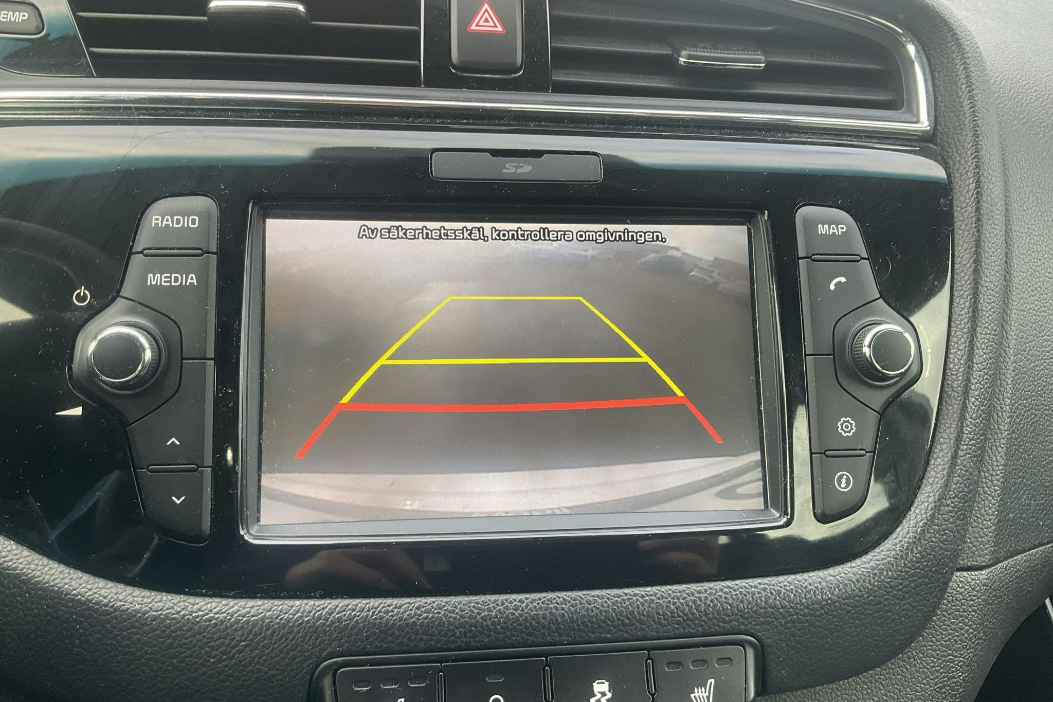 KIA Cee'd 1.6 SW (135hk) - 99 430 km - Manualna - biały - 2018