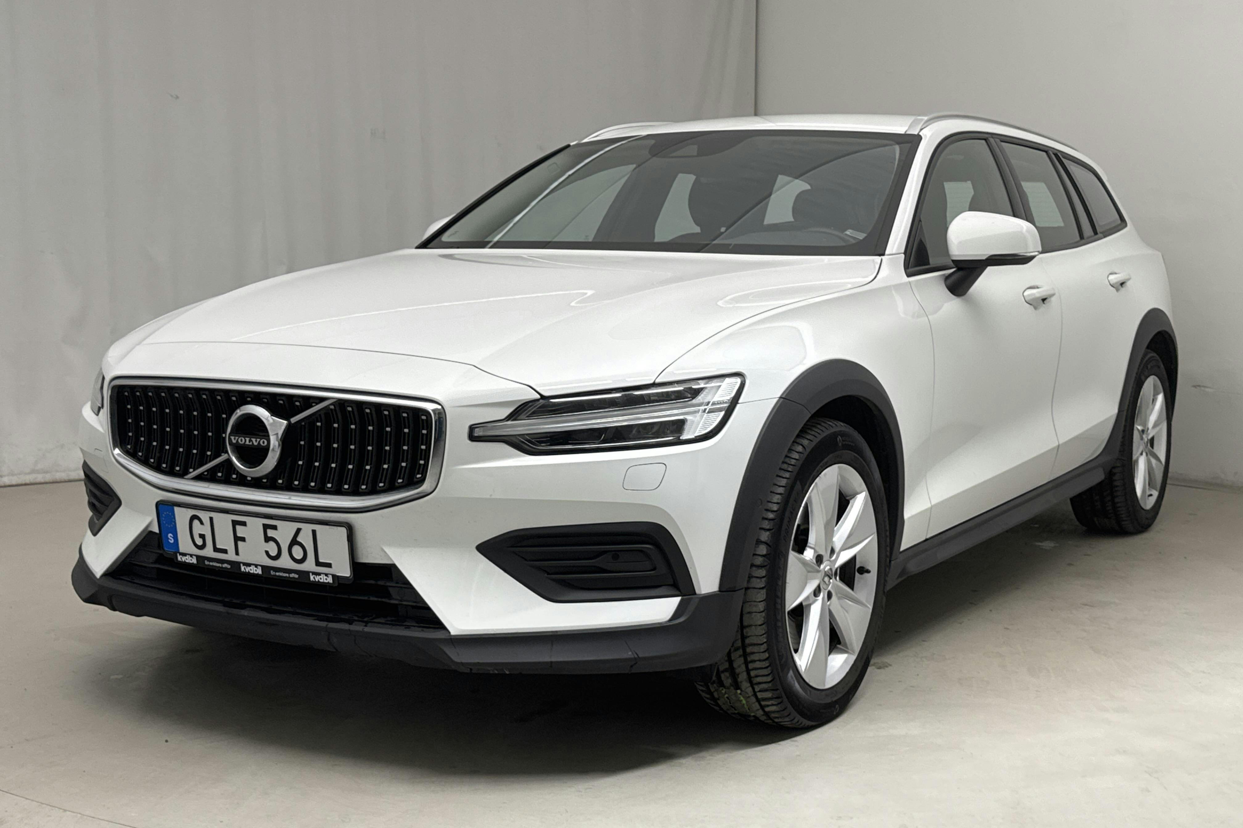 Volvo V60 D4 Cross Country AWD (190hk) - 87 660 km - Automaattinen - valkoinen - 2020