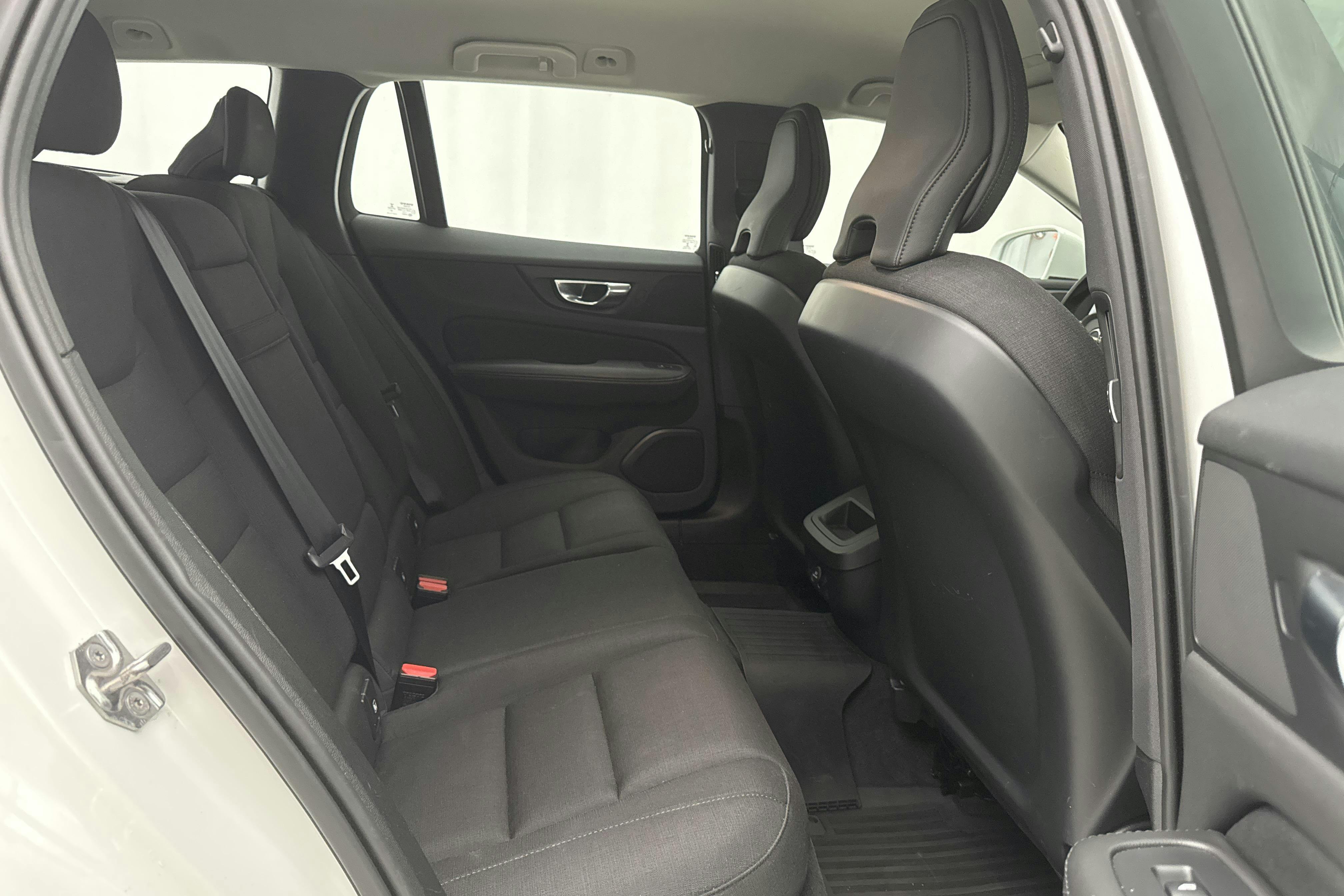 Volvo V60 D4 Cross Country AWD (190hk) - 87 660 km - Automaattinen - valkoinen - 2020
