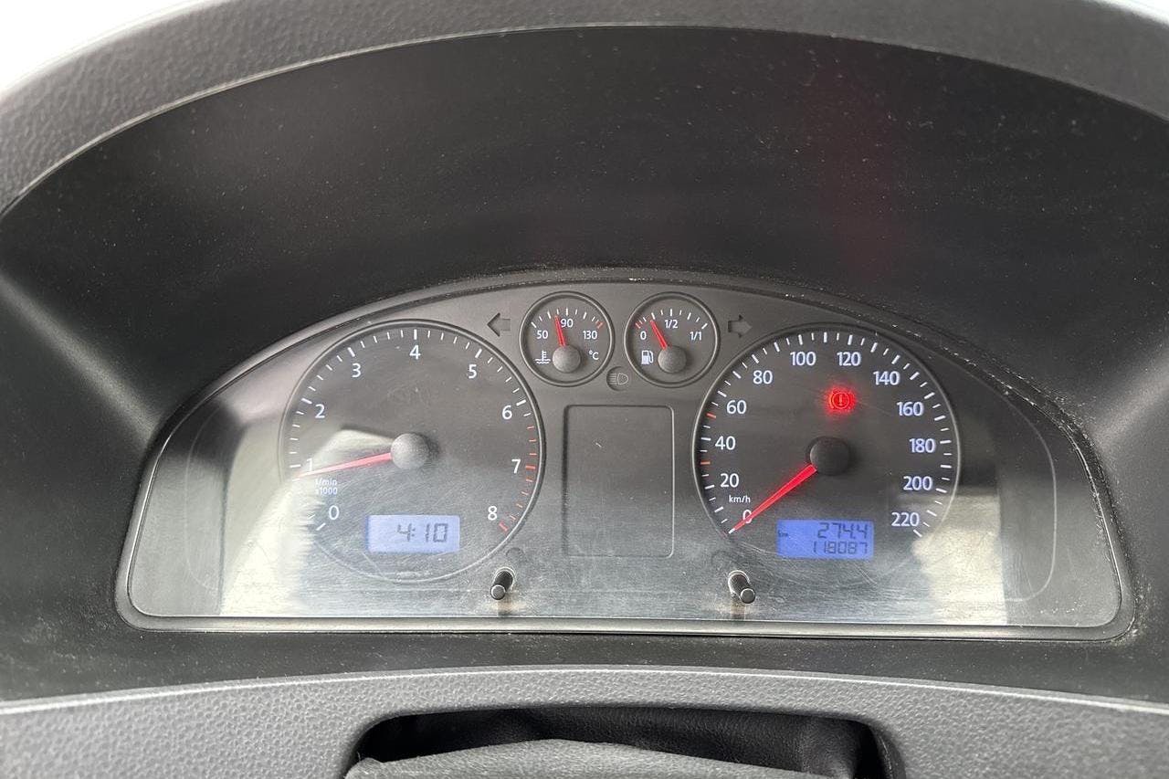 VW Transporter T5 2.0 Ecofuel (115hk) - 11 808 mil - Manuell - vit - 2008
