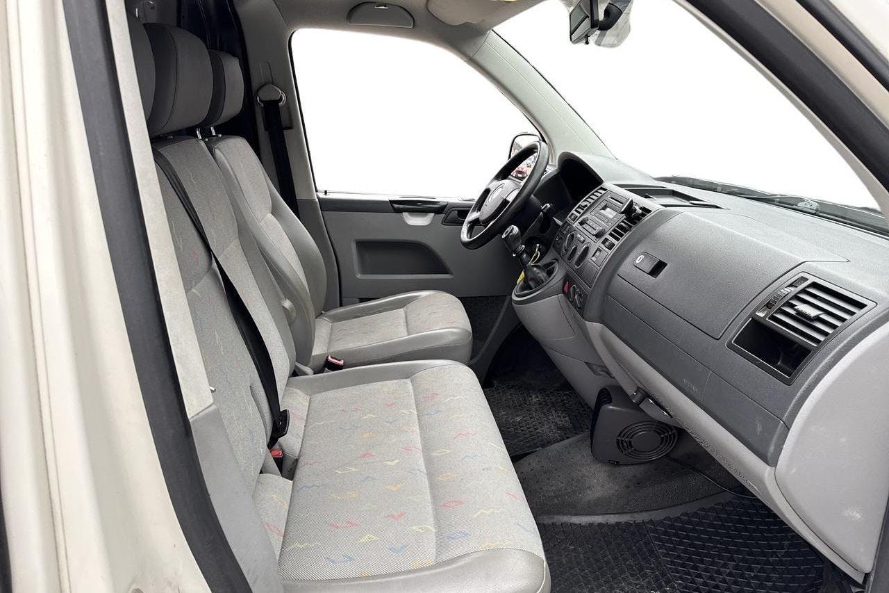 VW Transporter T5 2.0 Ecofuel (115hk) - 11 808 mil - Manuell - vit - 2008