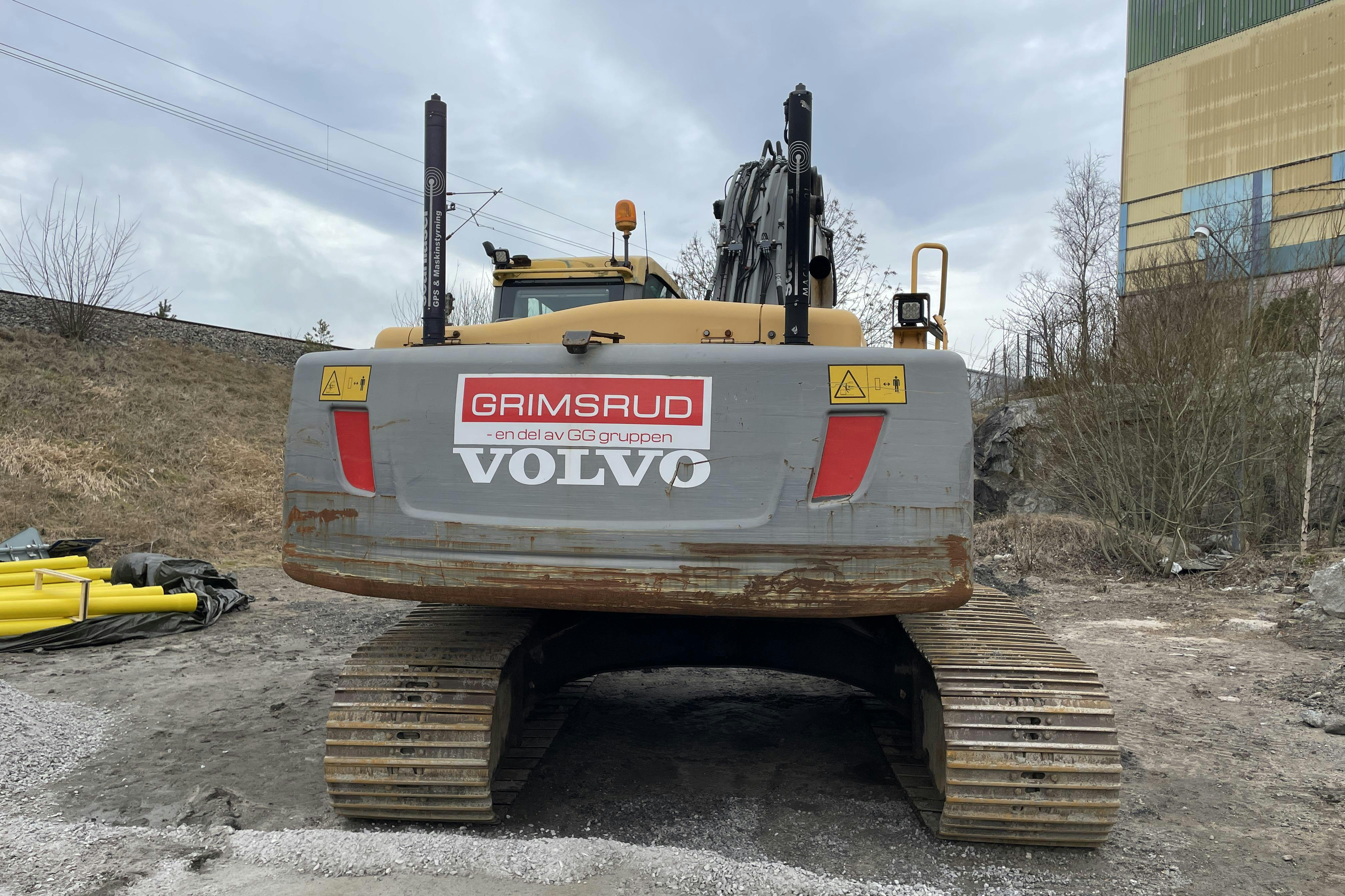 VOLVO EC240 CL bandgrävare -  - 2010