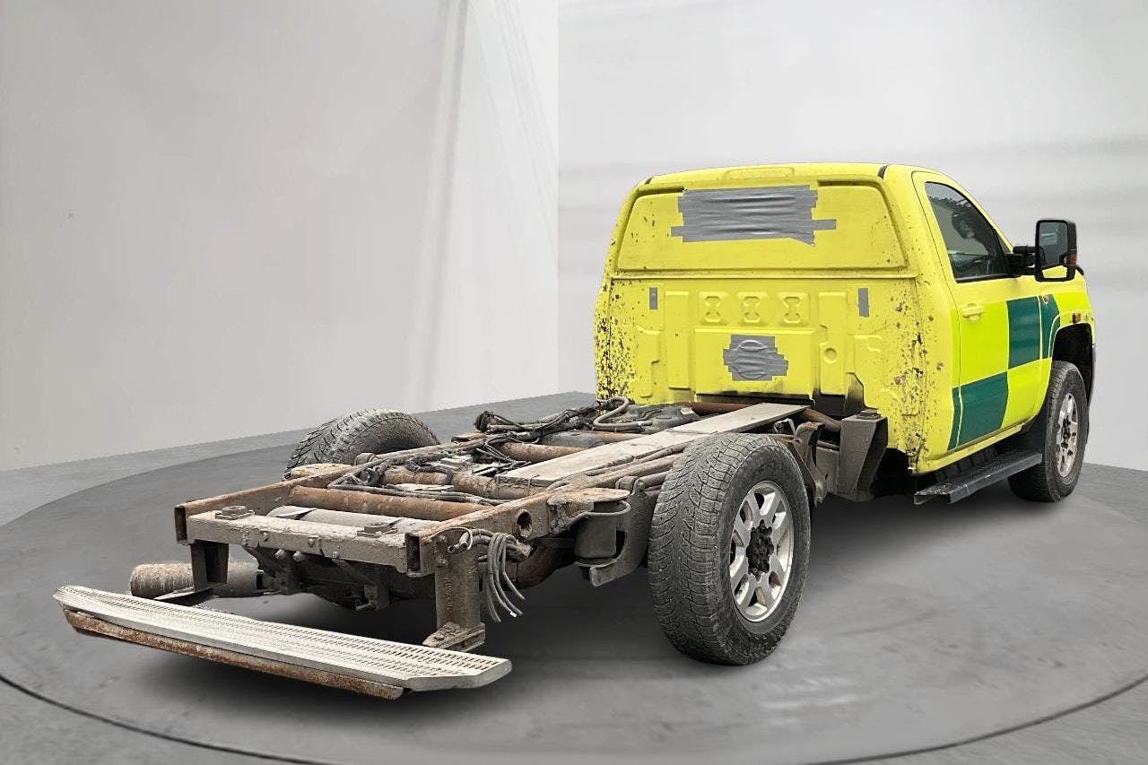 Chevrolet Chassi (tidigare ambulans) - 318 869 km - Automat - 2017