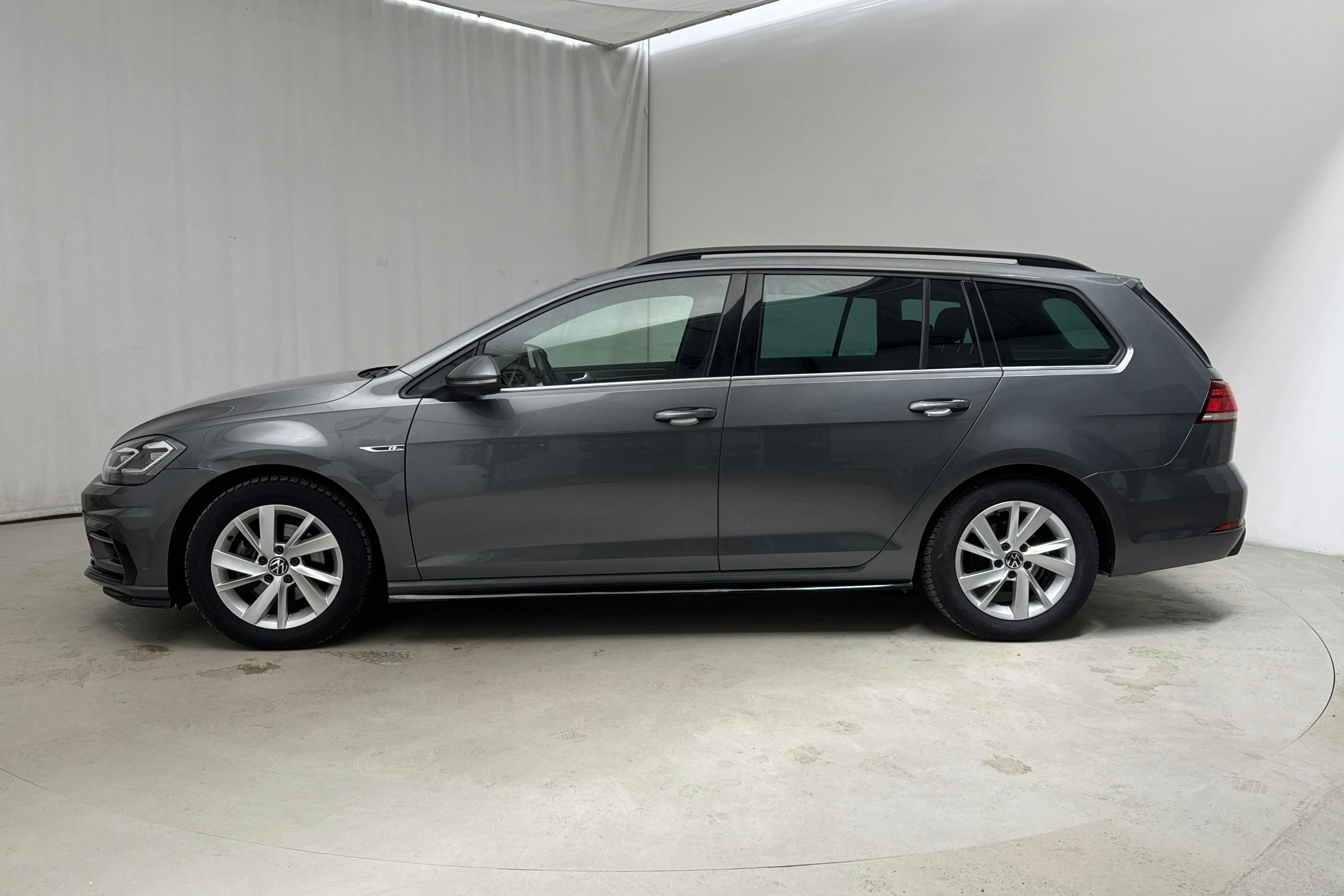 VW Golf VII 1.5 TSI Sportscombi (150hk) - 4 893 mil - Automat - Dark Grey - 2020
