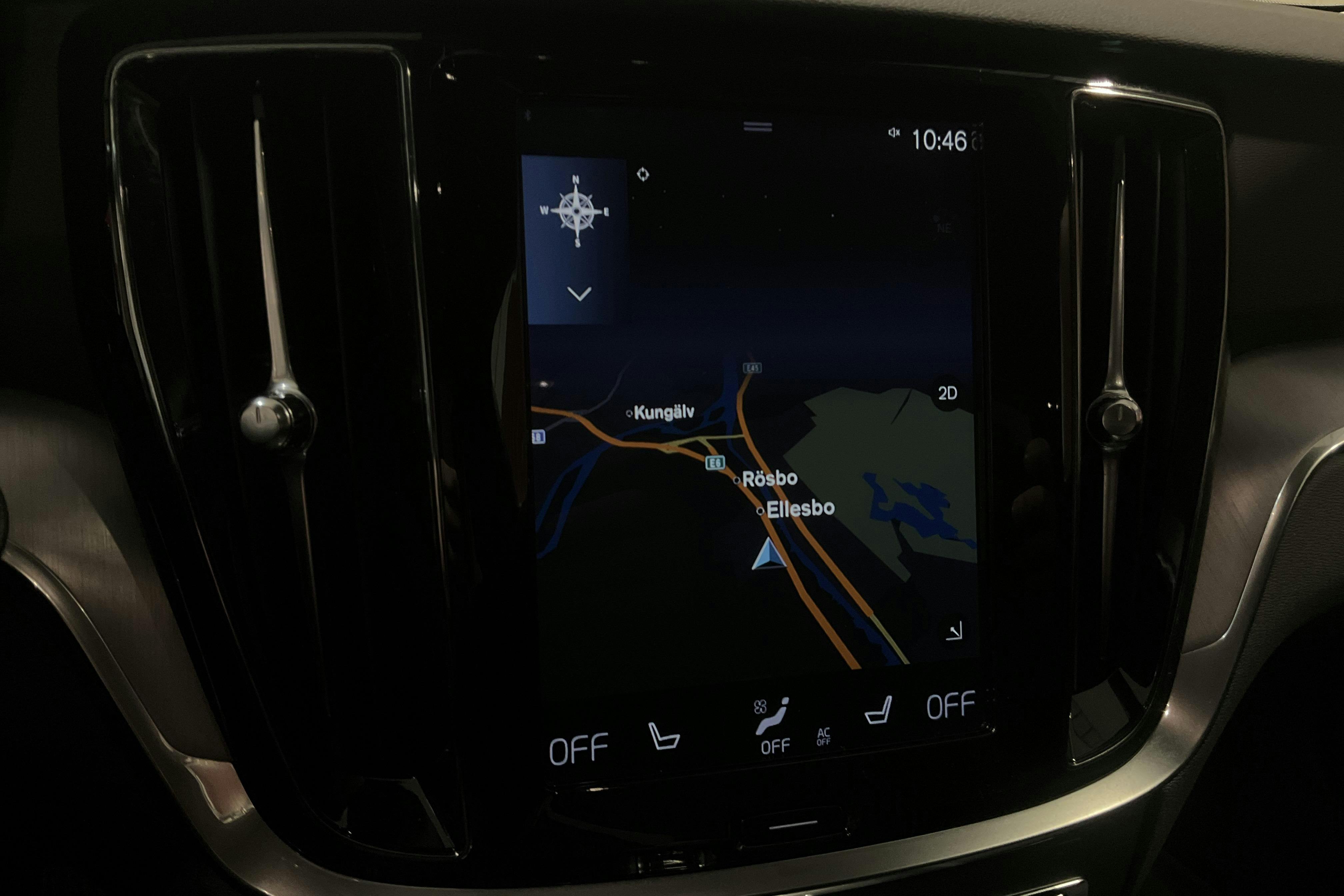 Volvo V60 D3 (150hk) - 14 801 mil - Automat - svart - 2020