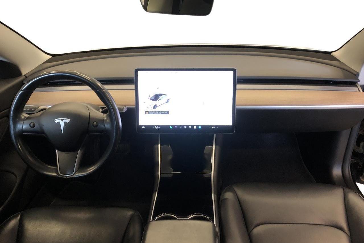 Tesla Model 3 Long Range Dual Motor AWD - 15 297 mil - Automat - svart - 2019