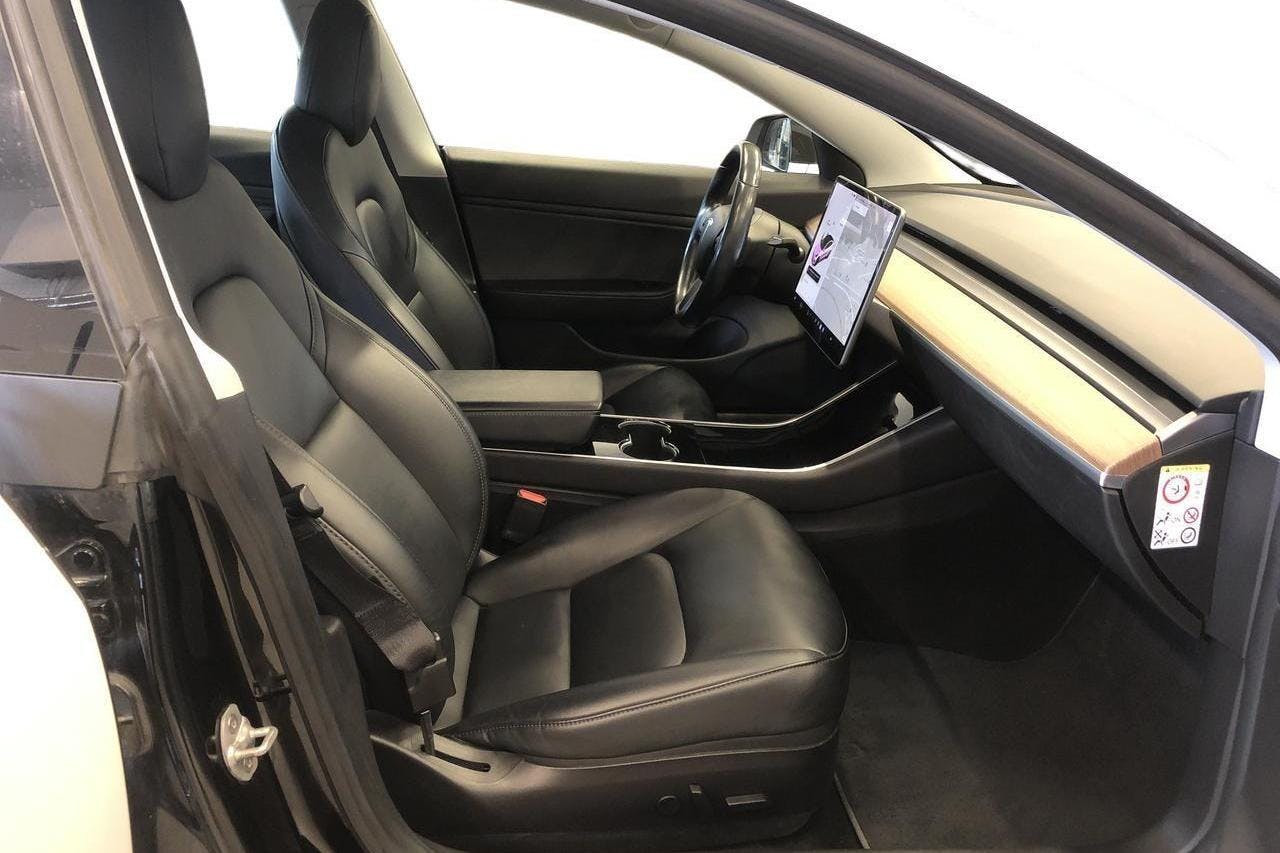 Tesla Model 3 Long Range Dual Motor AWD - 15 297 mil - Automat - svart - 2019