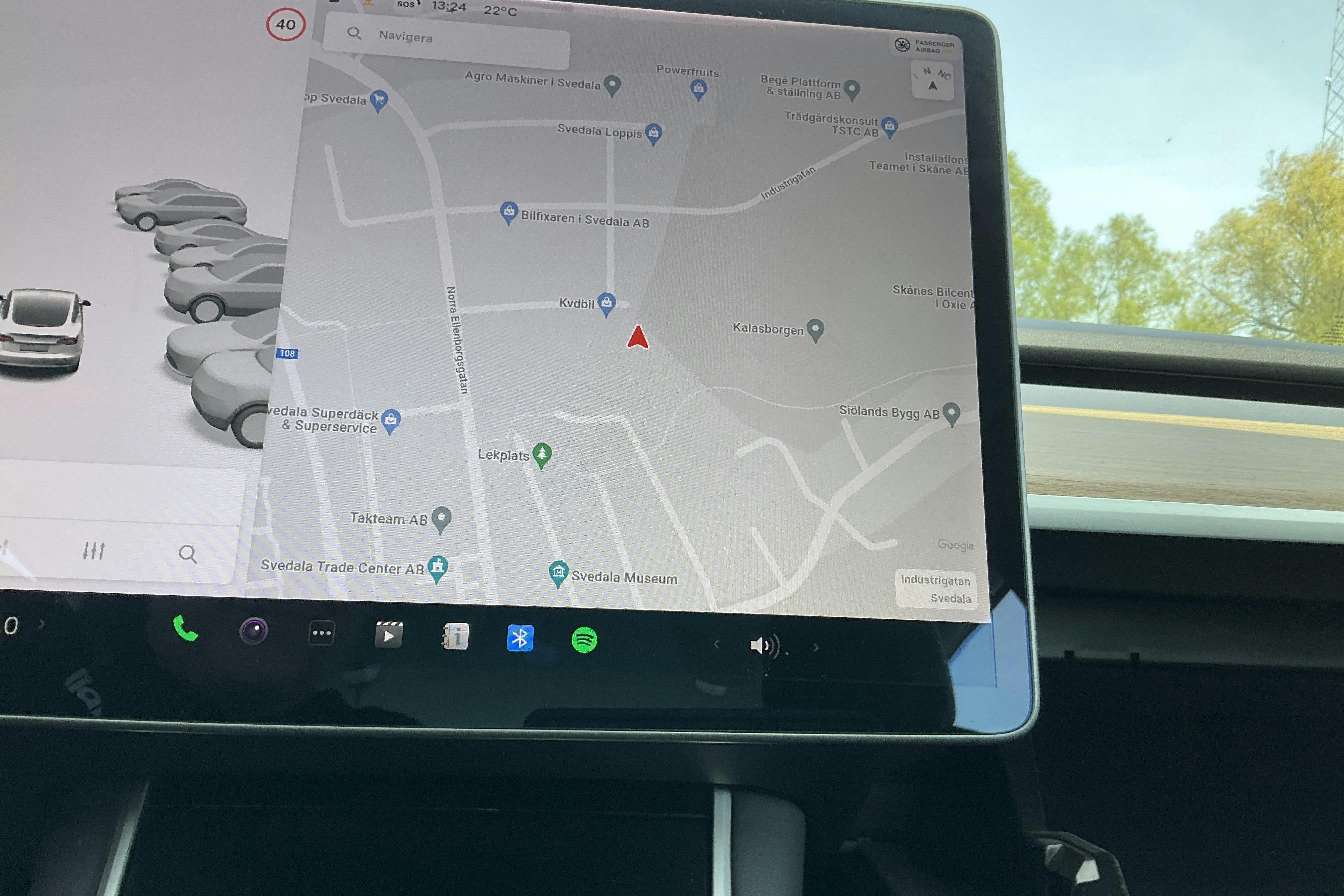 Tesla Model 3 Long Range Dual Motor AWD - 25 849 mil - Automat - vit - 2019