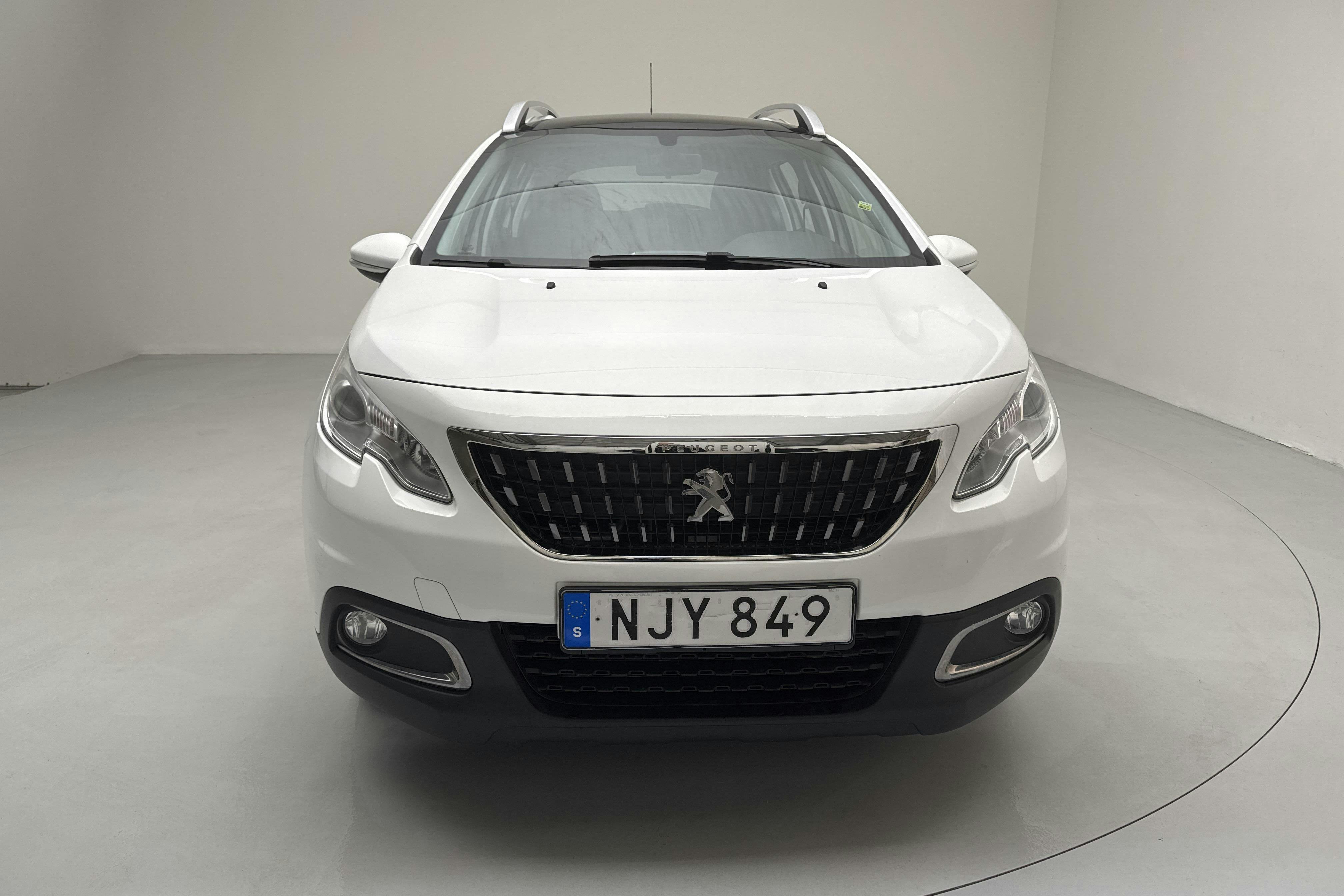 Peugeot 2008 1.2 VTi (82hk) - 83 590 km - Käsitsi - valge - 2016
