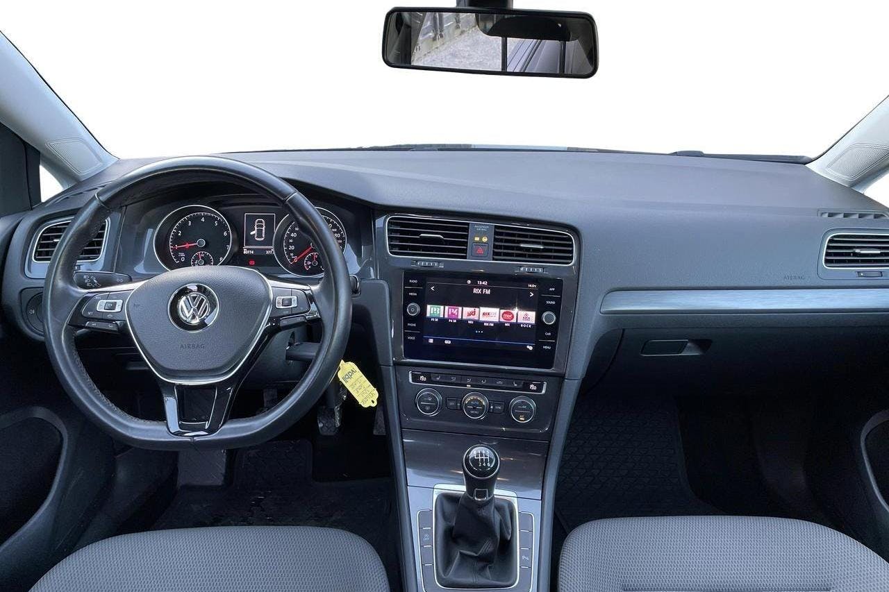 VW Golf VII 1.0 TSI 5dr (115hk) - 80 770 km - Manual - black - 2020