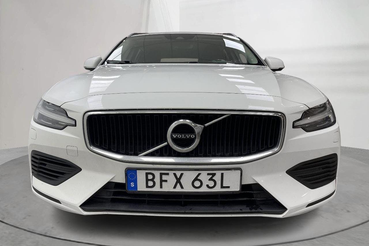 Volvo V60 T8 AWD Twin Engine (390hk) - 175 030 km - Automatic - white - 2020