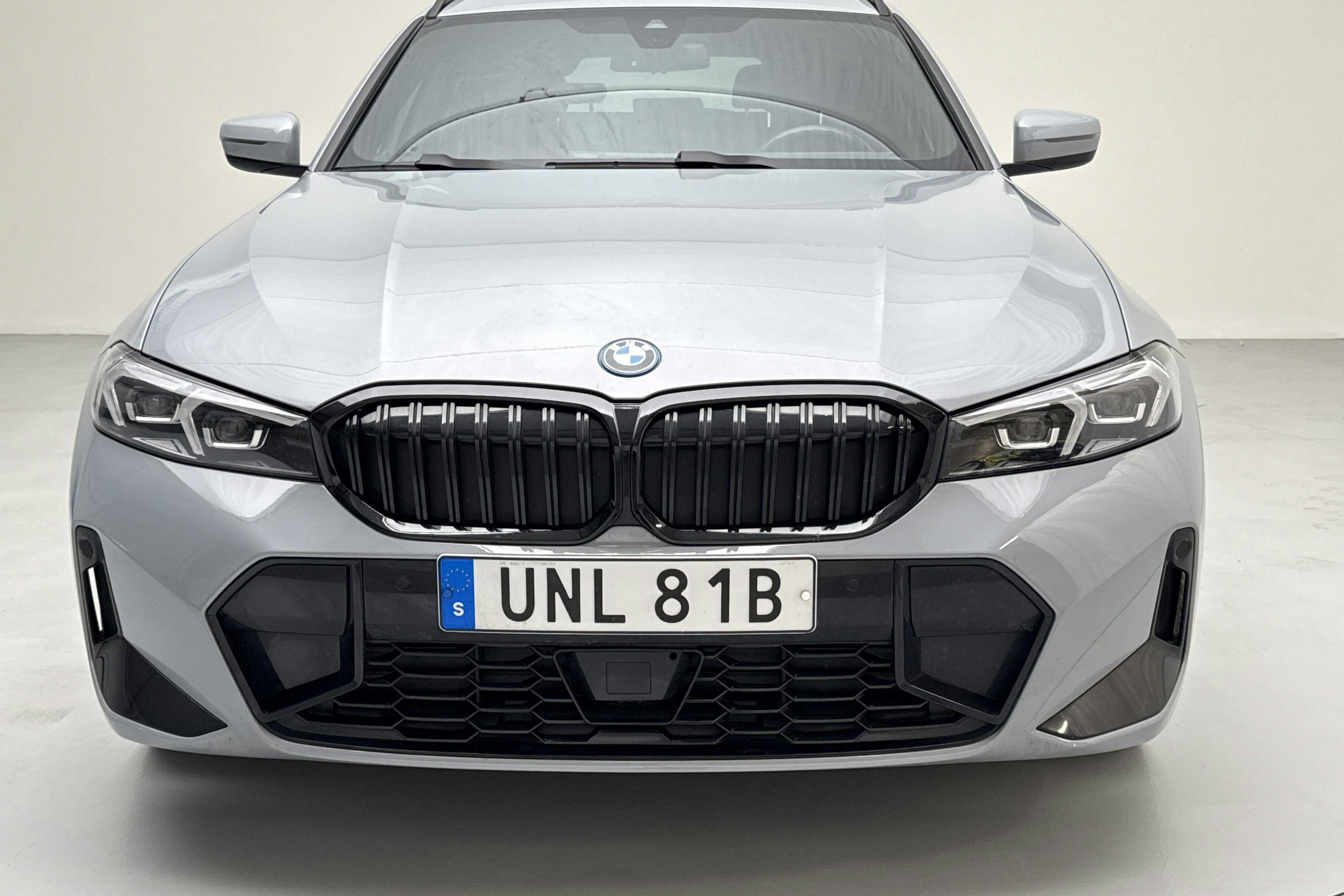 BMW 330e xDrive Touring LCI, G21 (292hk) - 52 550 km - Automatic - gray - 2023