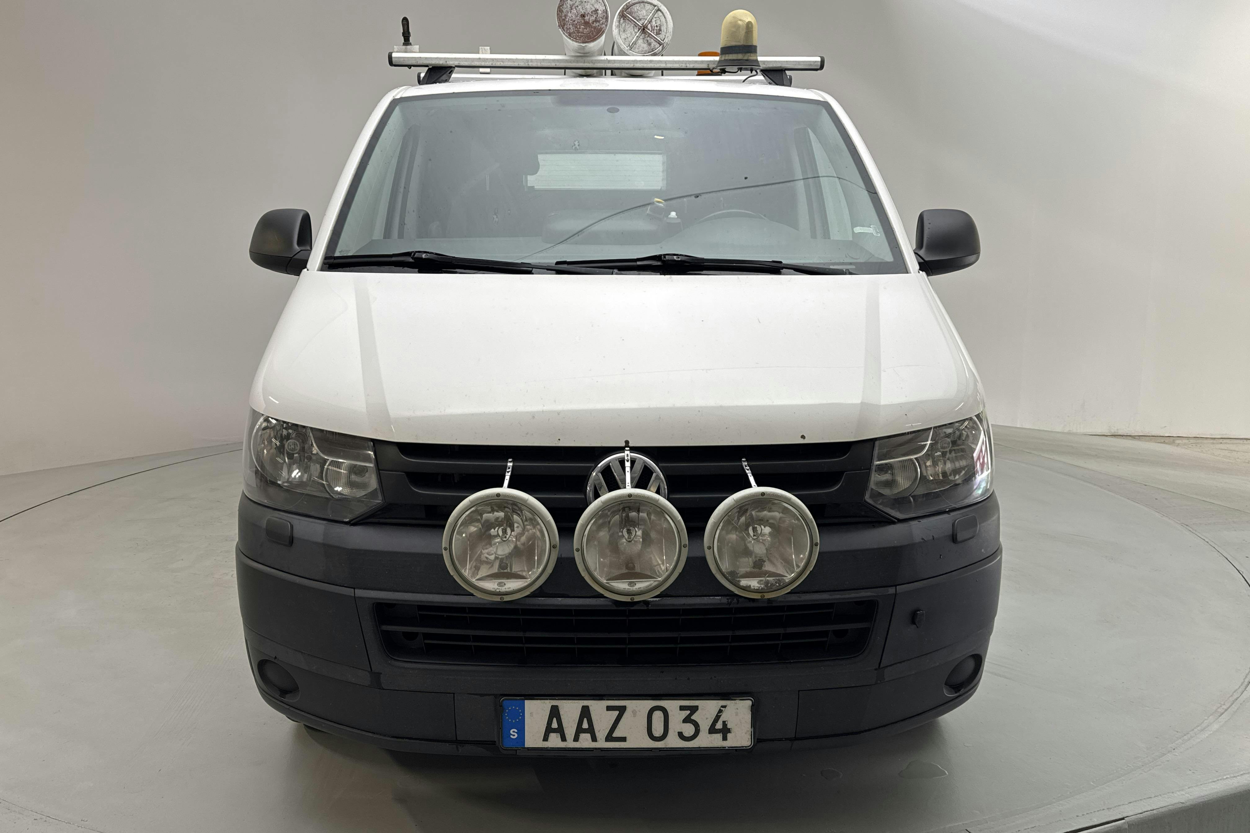 VW Transporter T5 2.0 TDI 4MOTION (140hk) - 30 121 mil - Manuell - vit - 2014