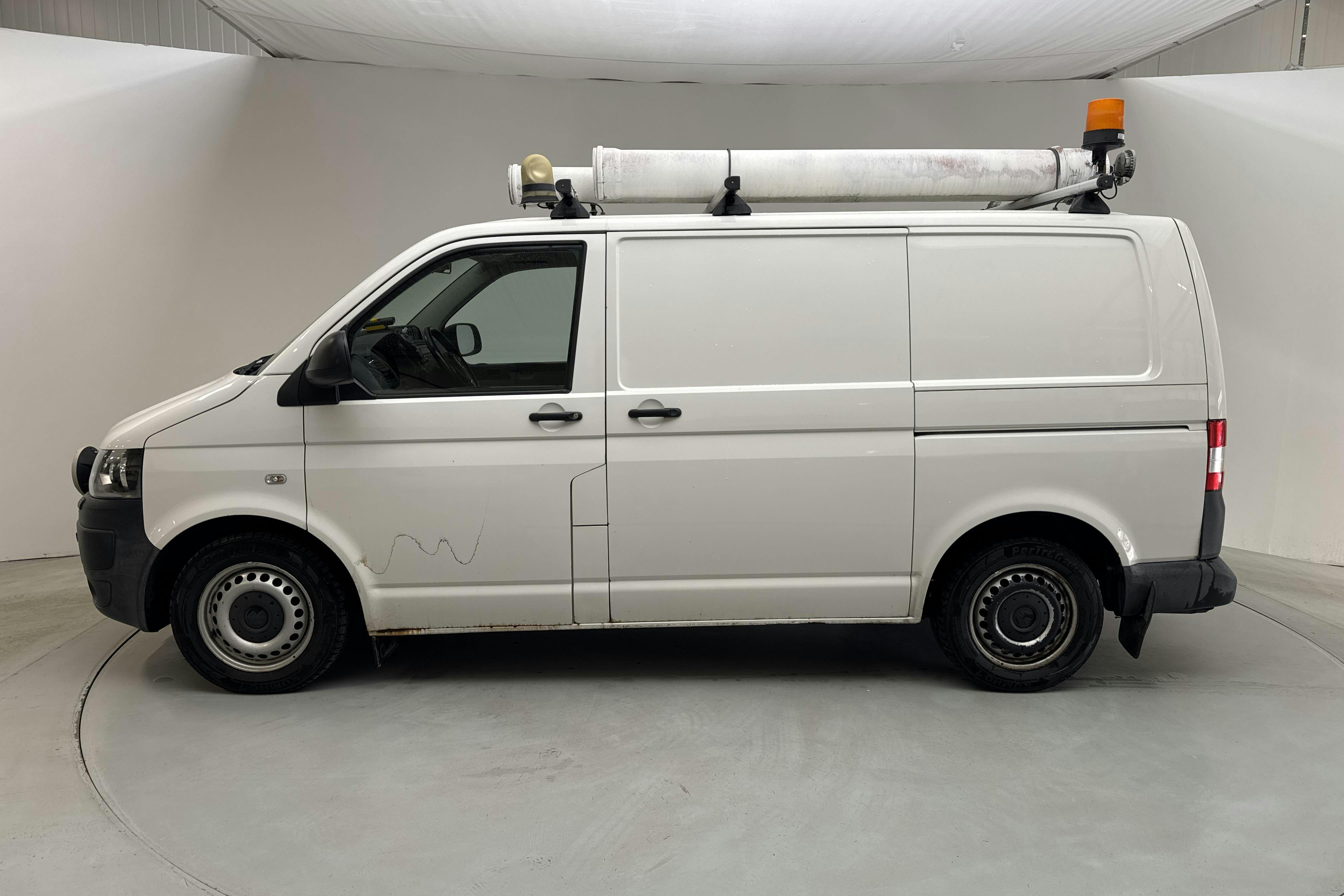VW Transporter T5 2.0 TDI 4MOTION (140hk) - 30 121 mil - Manuell - vit - 2014