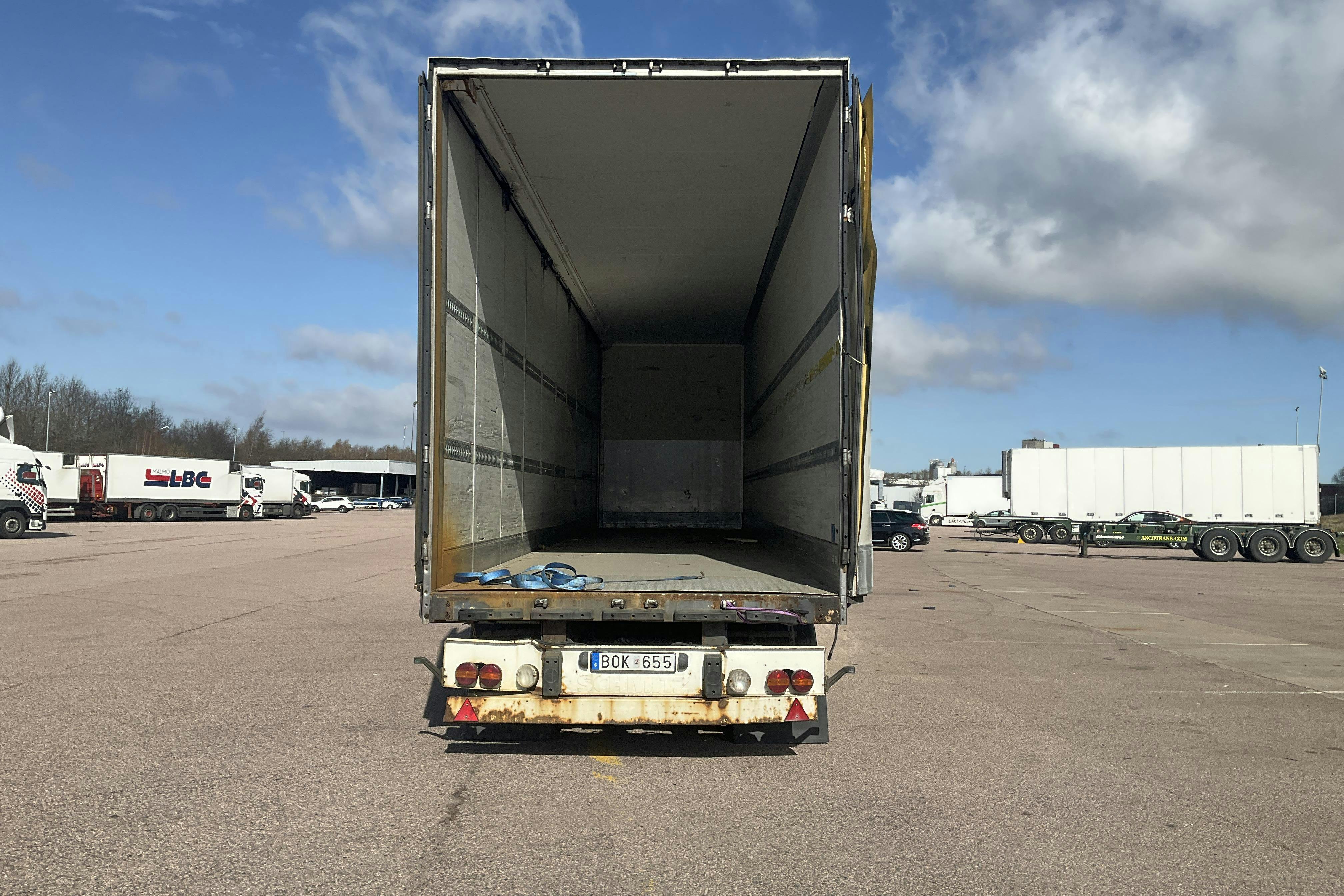 SCHMITZ CARGOBULL K0 36 - 0 km - 2009