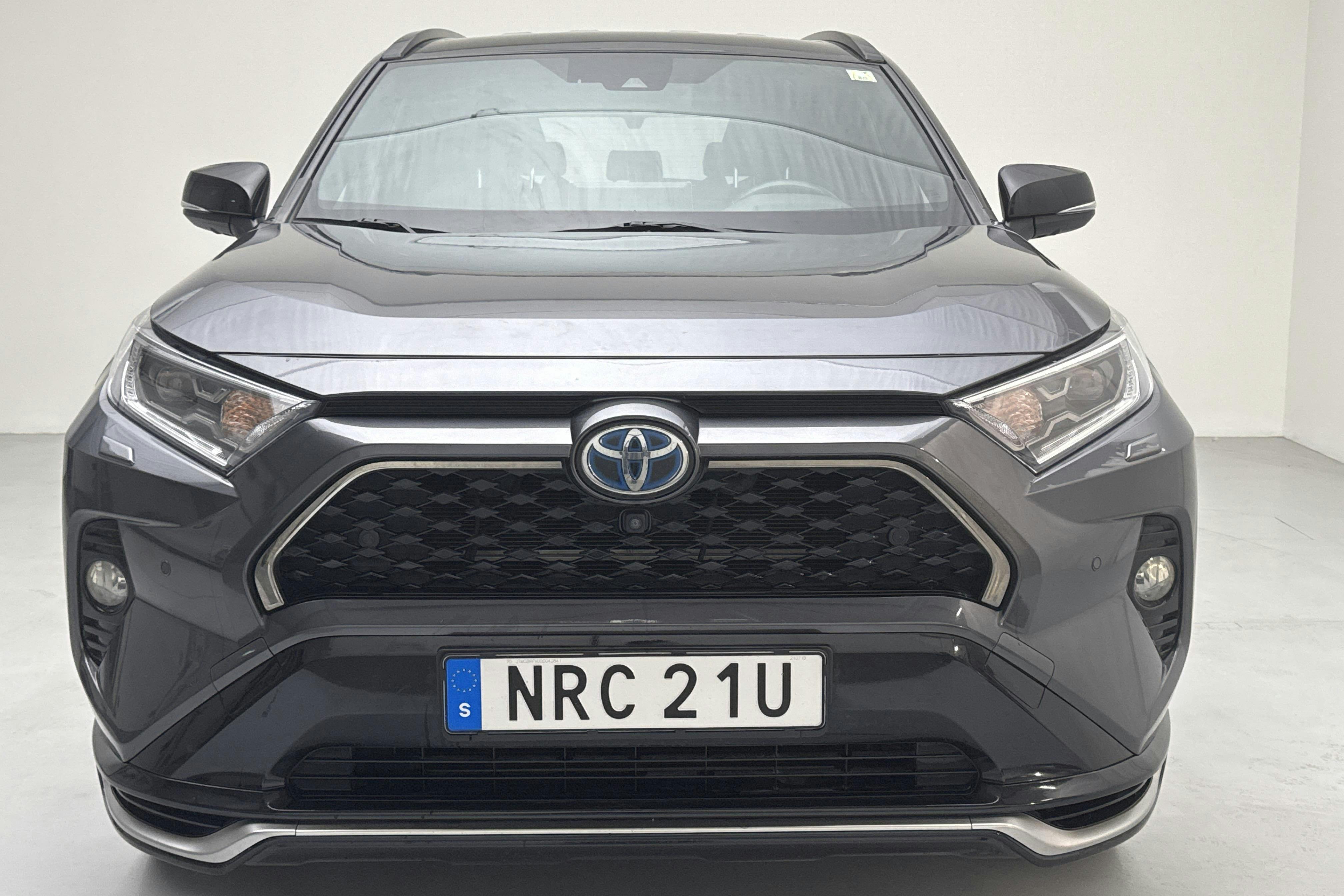 Toyota RAV4 2.5 Plug-in Hybrid AWD (306hk) - 18 064 mil - Automat - grå - 2021