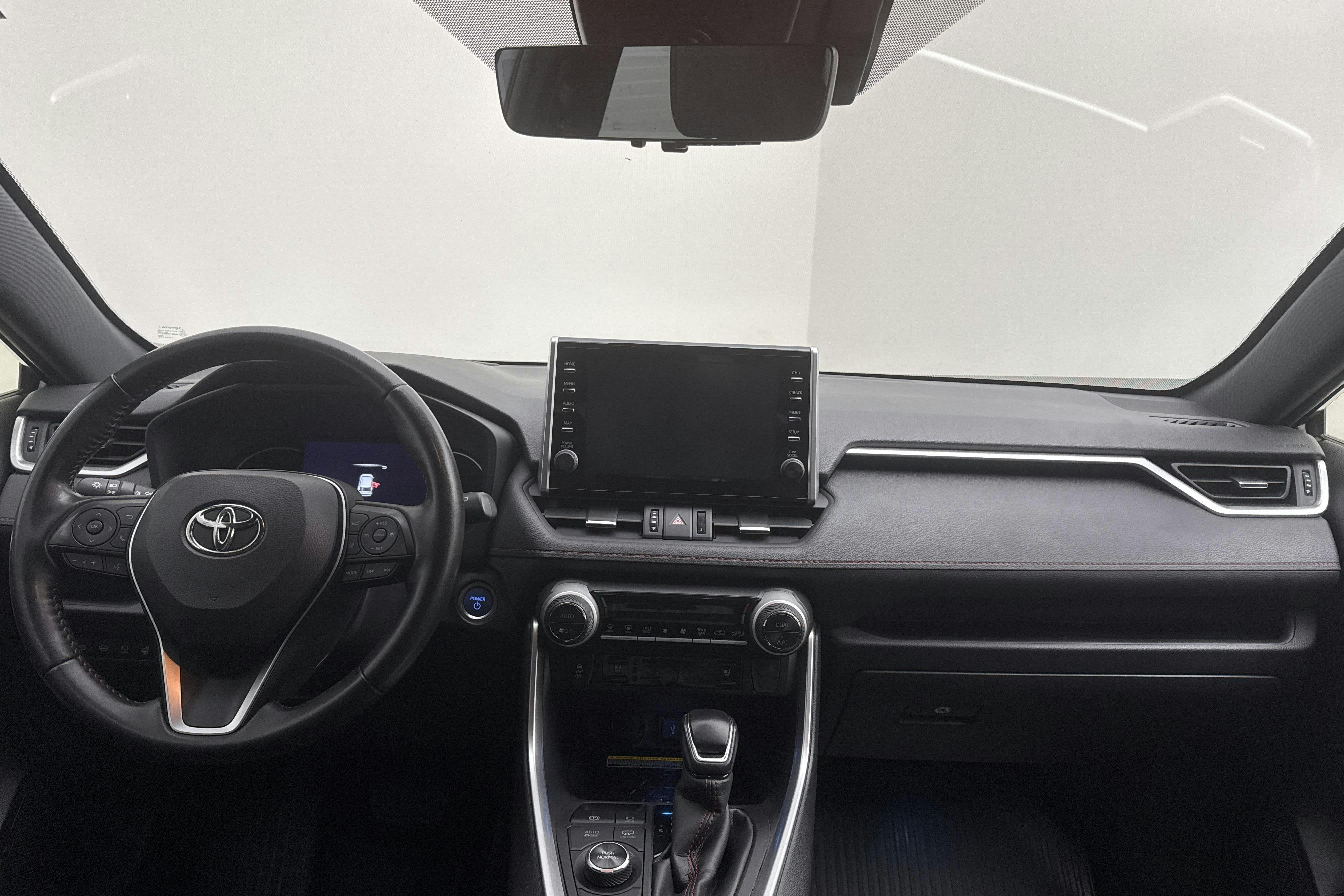 Toyota RAV4 2.5 Plug-in Hybrid AWD (306hk) - 18 064 mil - Automat - grå - 2021