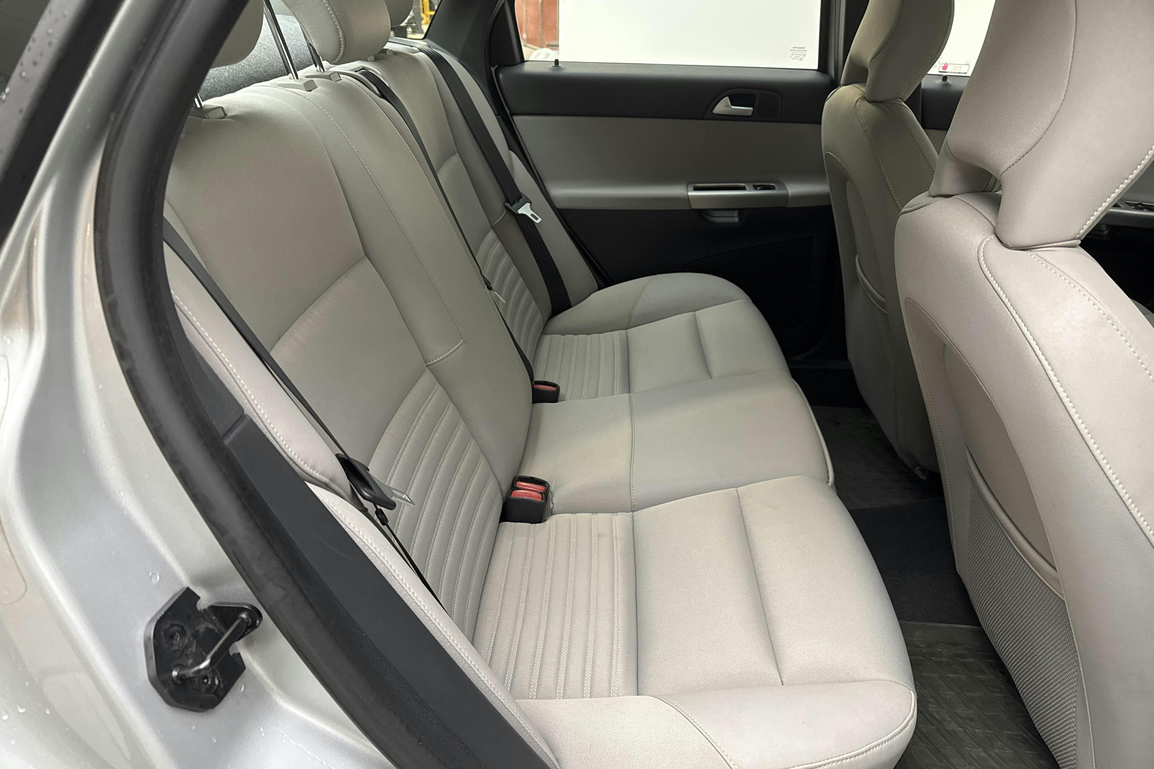 Volvo S40 1.6D DRIVe (109hk) - 25 752 mil - Manuell - Light Grey - 2010