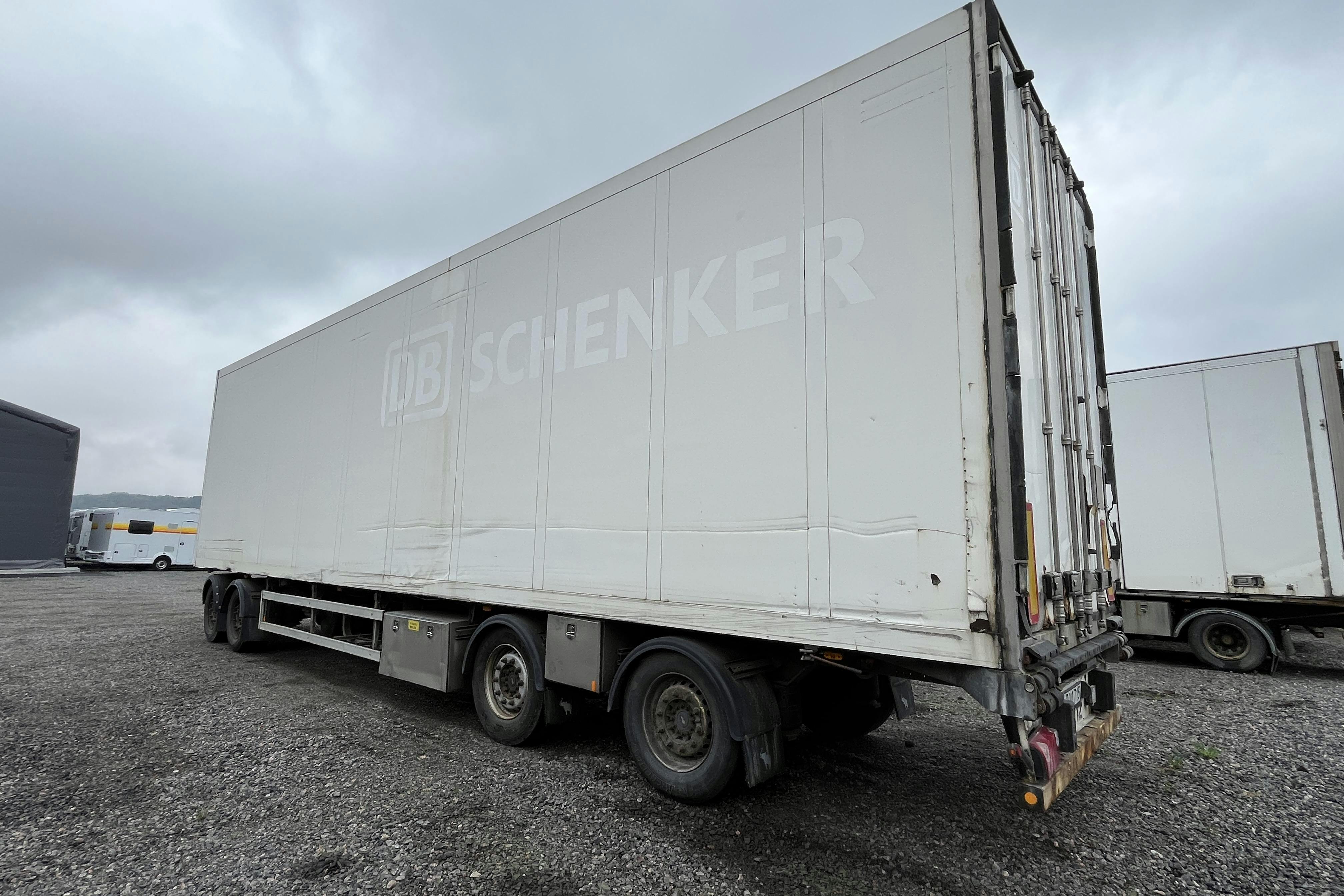 SCHMITZ K0 36P310L - 0 km - 2009