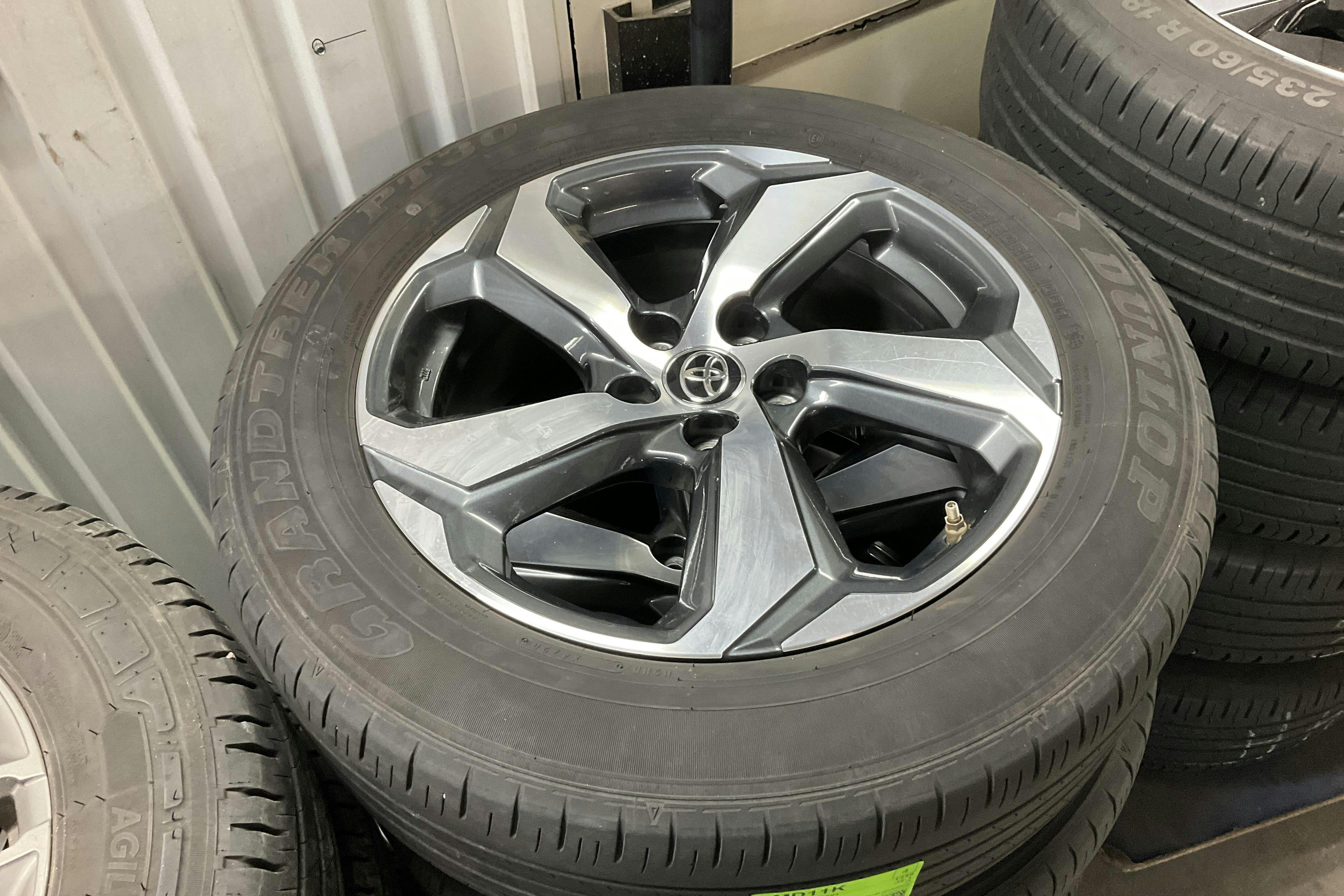 Toyota RAV4 2.5 Plug-in Hybrid AWD (306hk) - 114 870 km - Automatic - white - 2021