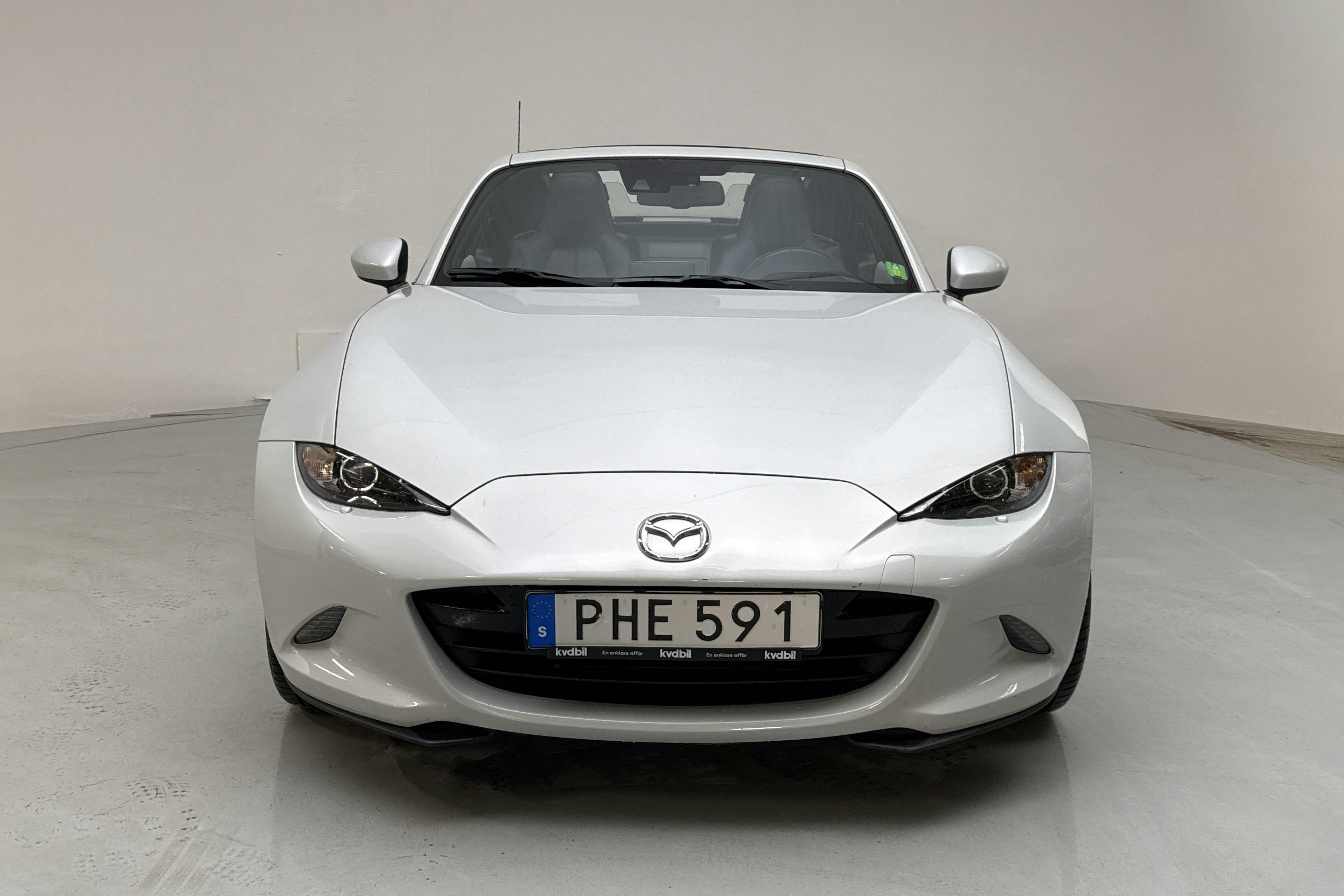 Mazda MX-5 RF 2.0 (160hk) - 5 124 mil - Automat - vit - 2017