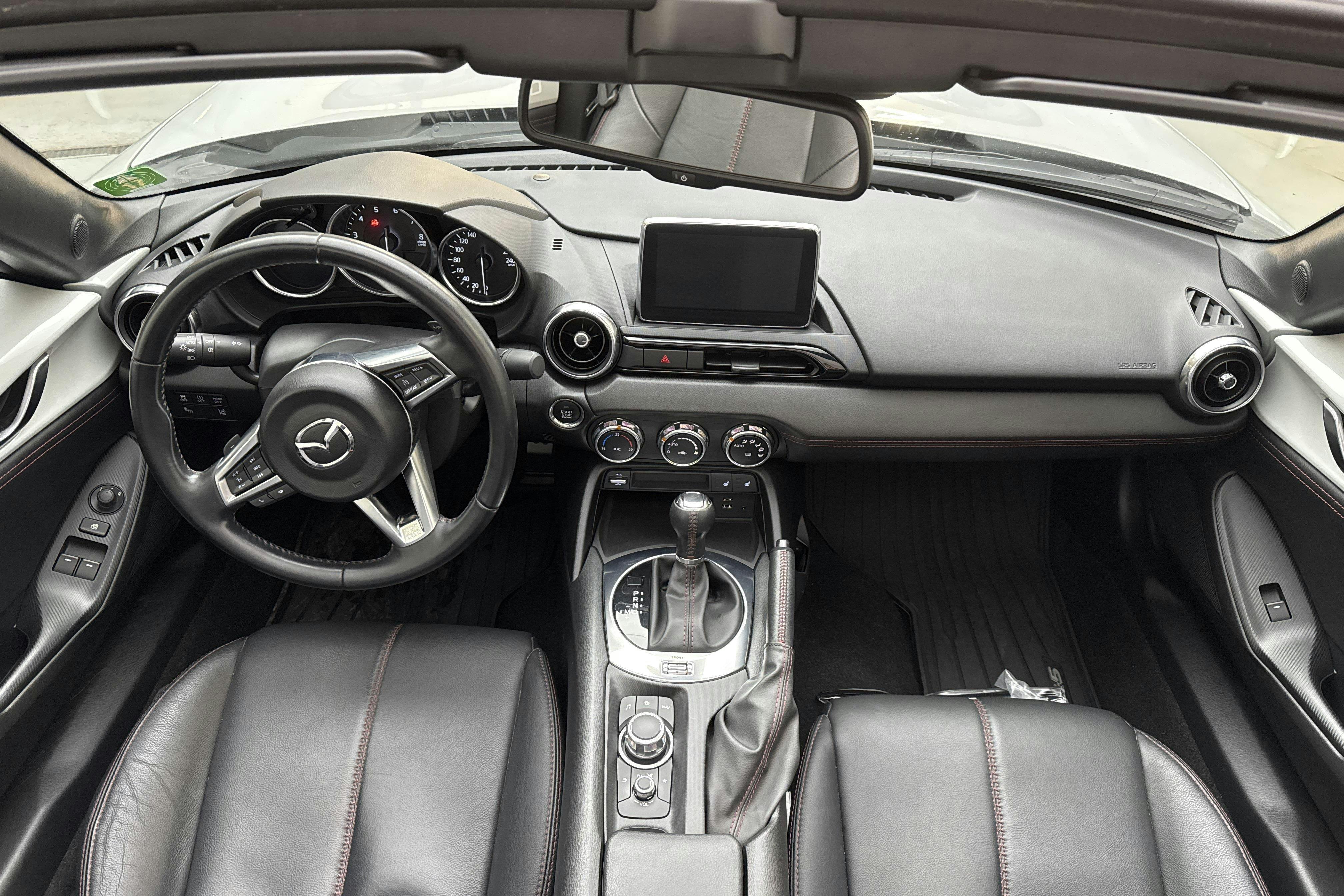 Mazda MX-5 RF 2.0 (160hk) - 5 124 mil - Automat - vit - 2017
