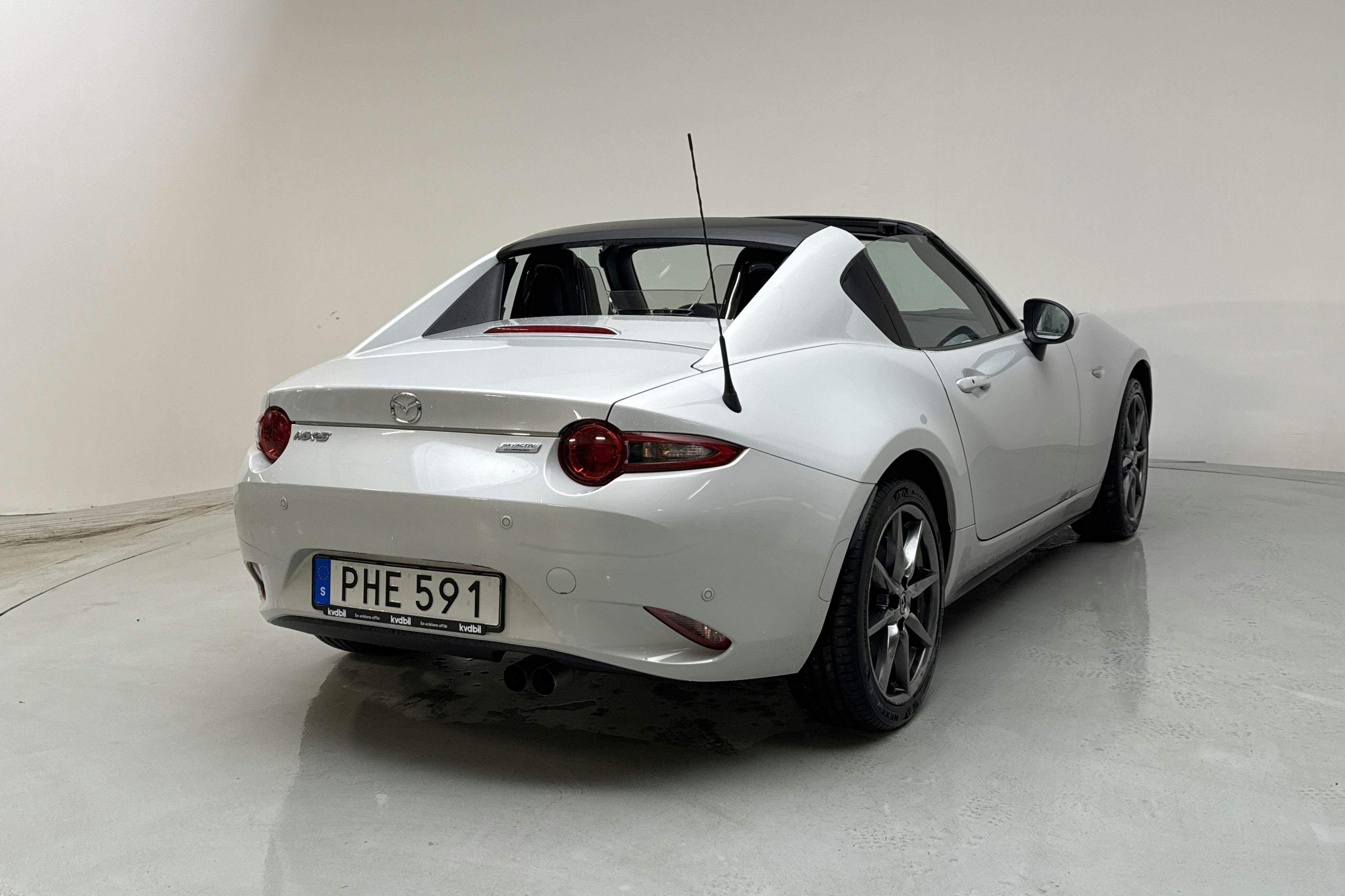 Mazda MX-5 RF 2.0 (160hk) - 5 124 mil - Automat - vit - 2017