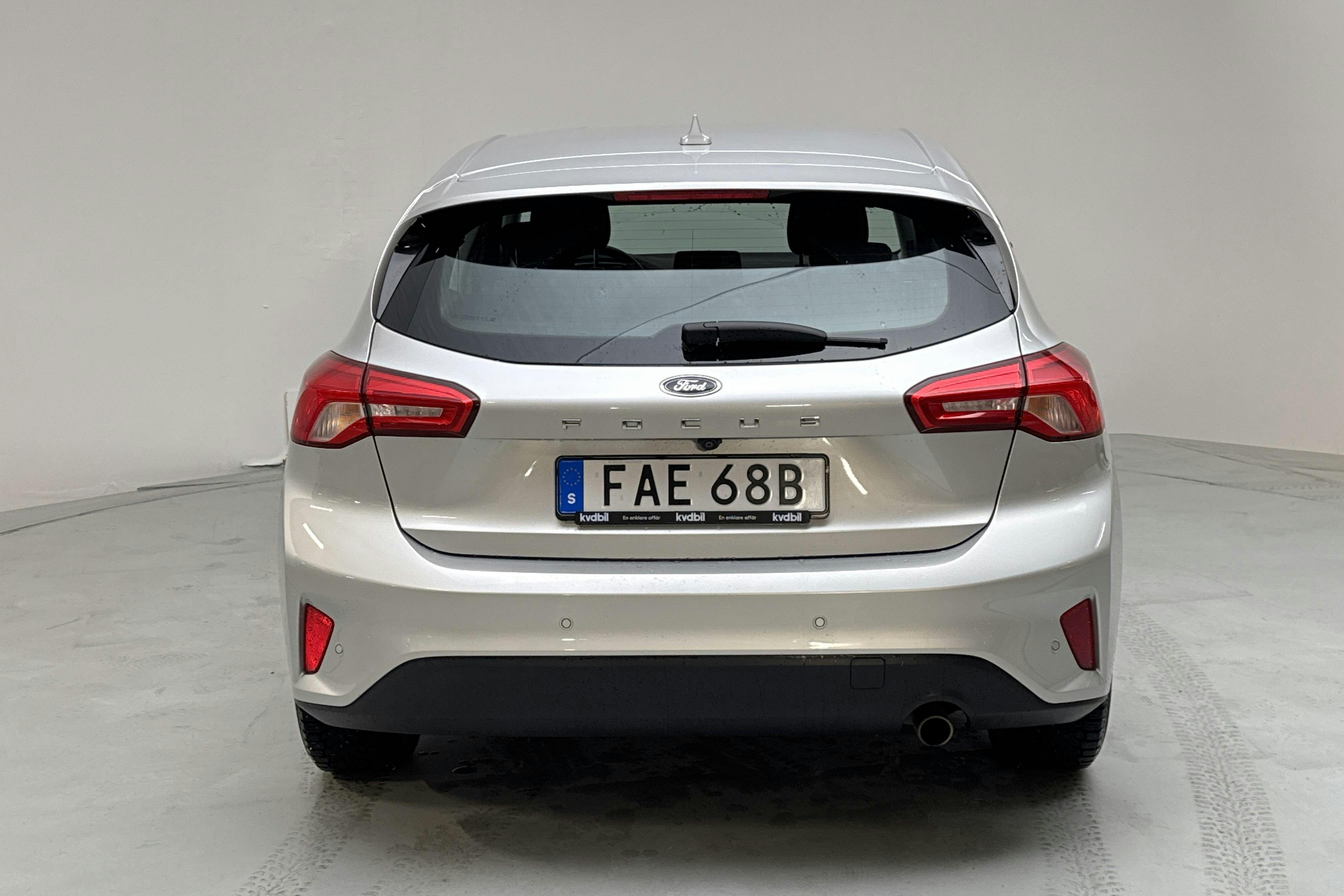 Ford Focus 1.0T EcoBoost 5dr (125hk) - 7 701 mil - Manuell - grå - 2018
