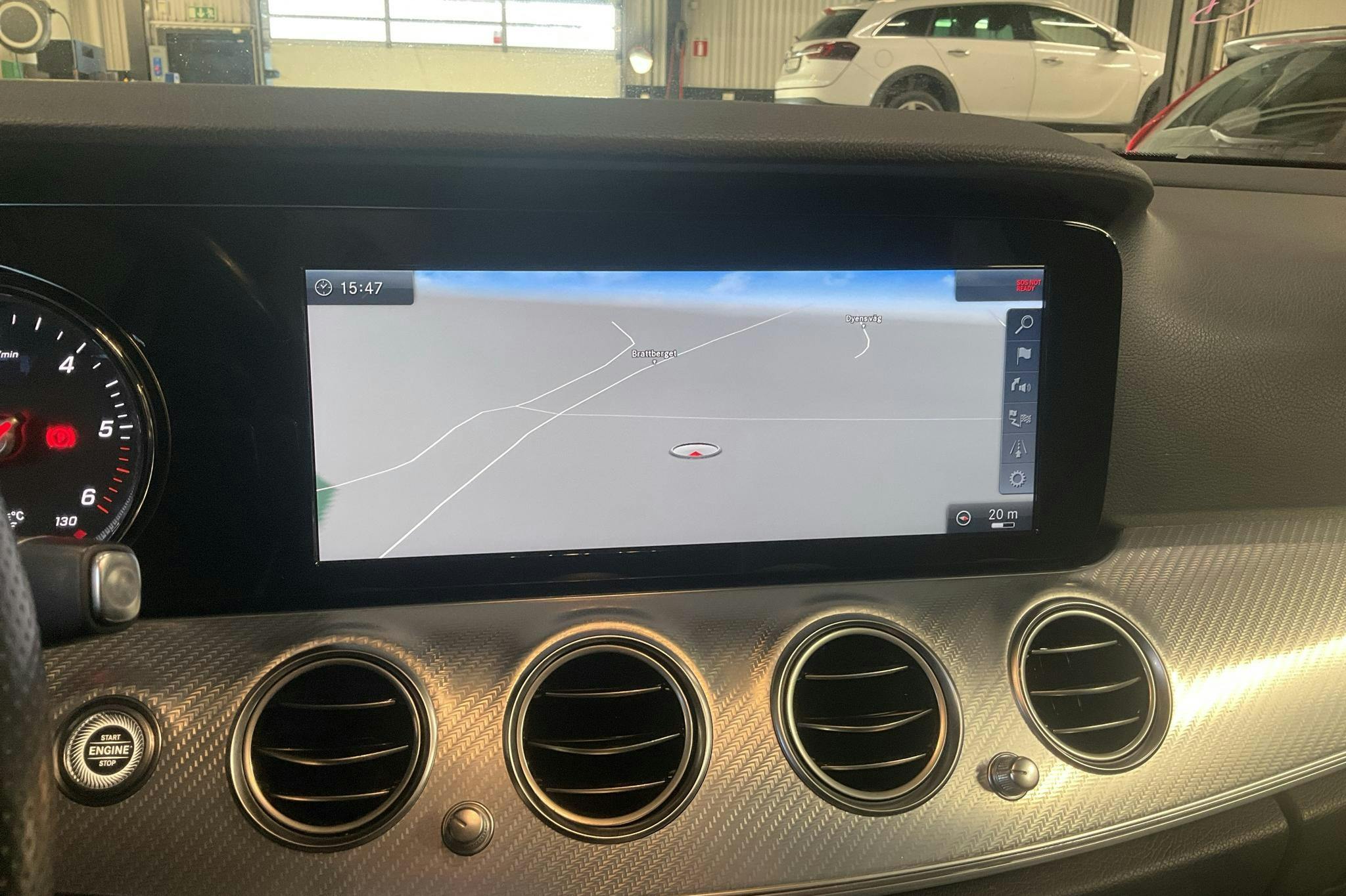 Mercedes E 220 d 4MATIC Kombi All-Terrain S213 (194hk) - 21 718 mil - Automat - silver - 2018